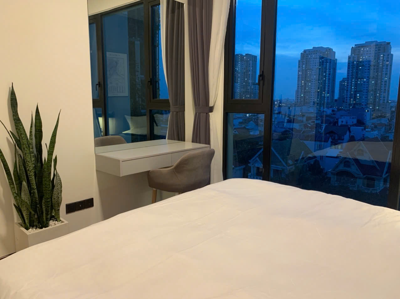 2 Bedroom Apartment for Rent in D'Edge Thao Dien | Balcony | Quiet View