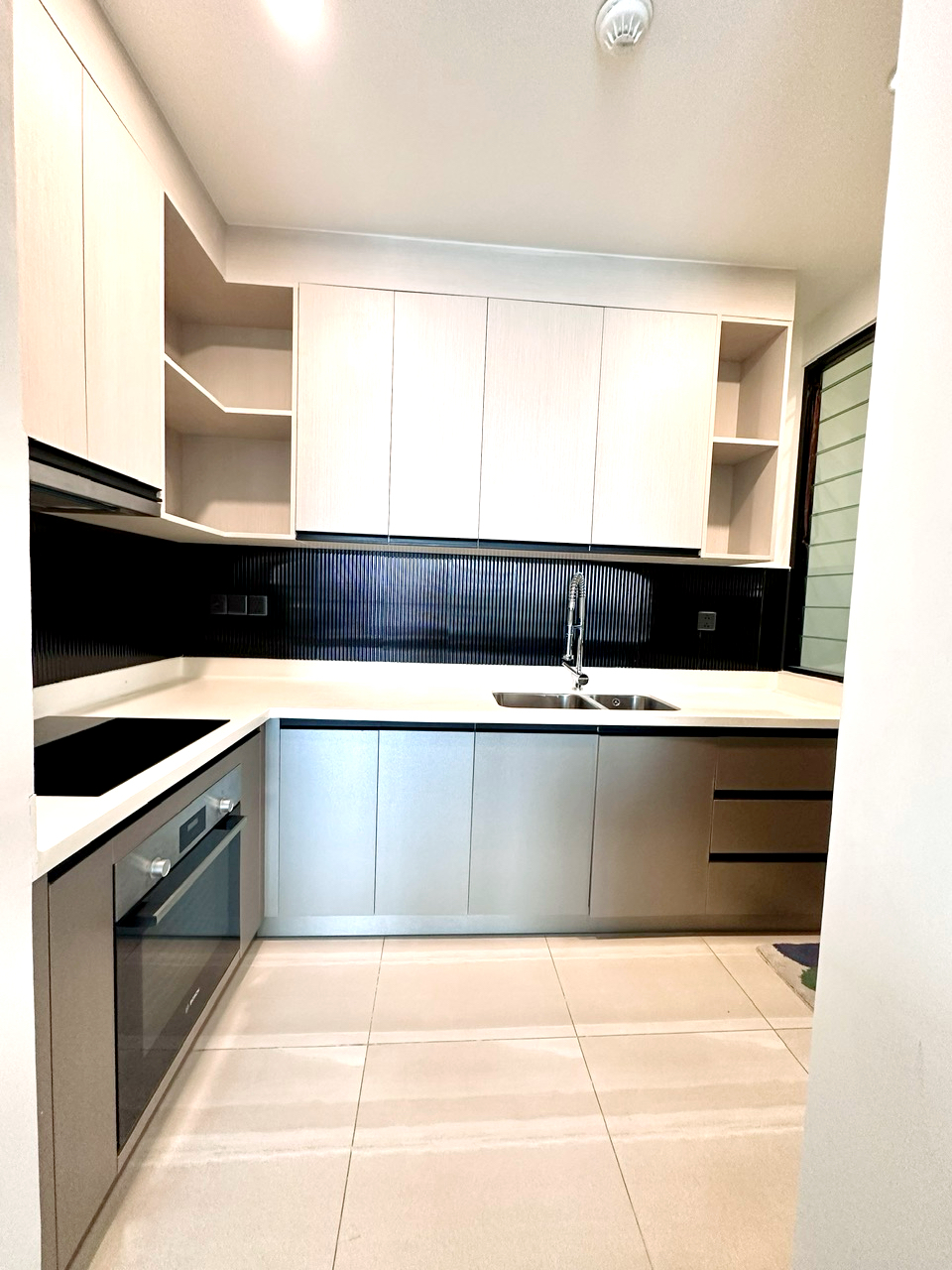 D'Edge Thao Dien 2 Bedroom Apartment for Rent | Balcony | Modern Interior