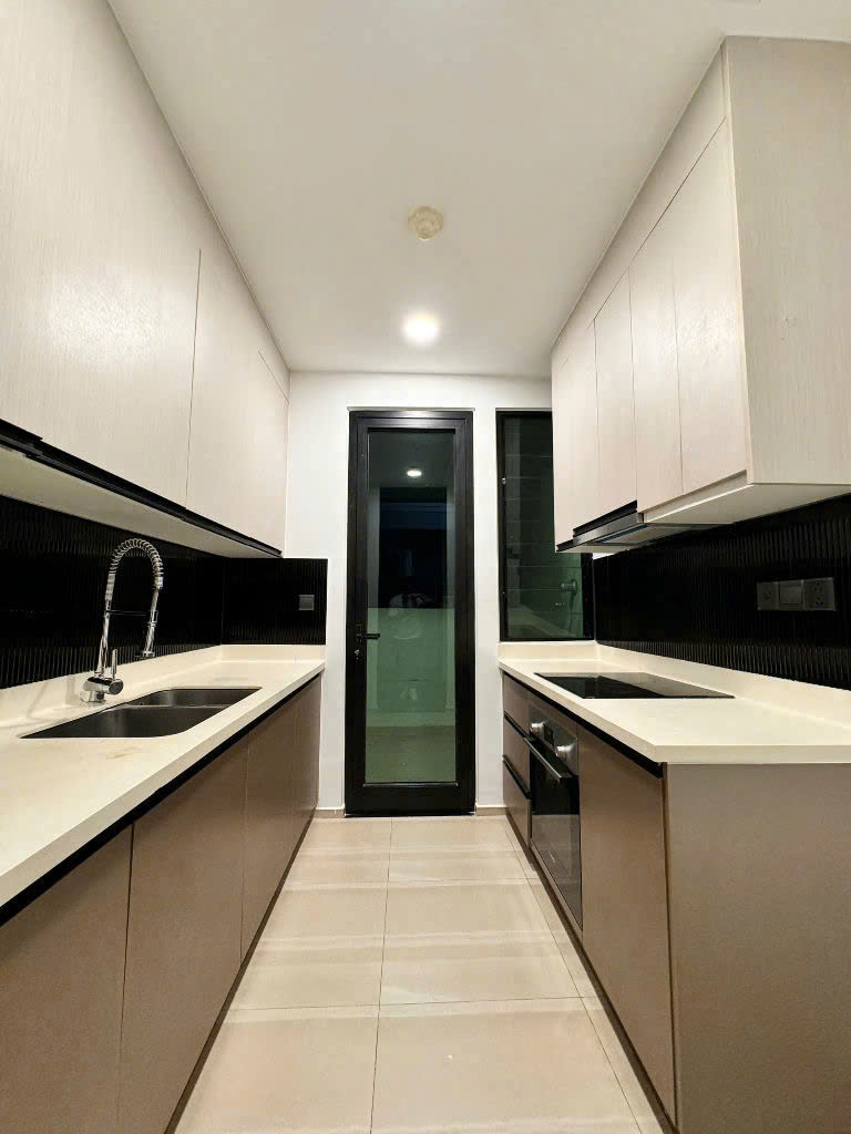 Bright Unfurnised 2 Bedroom Apartment for Rent in D'Edge Thao Dien | Balcony