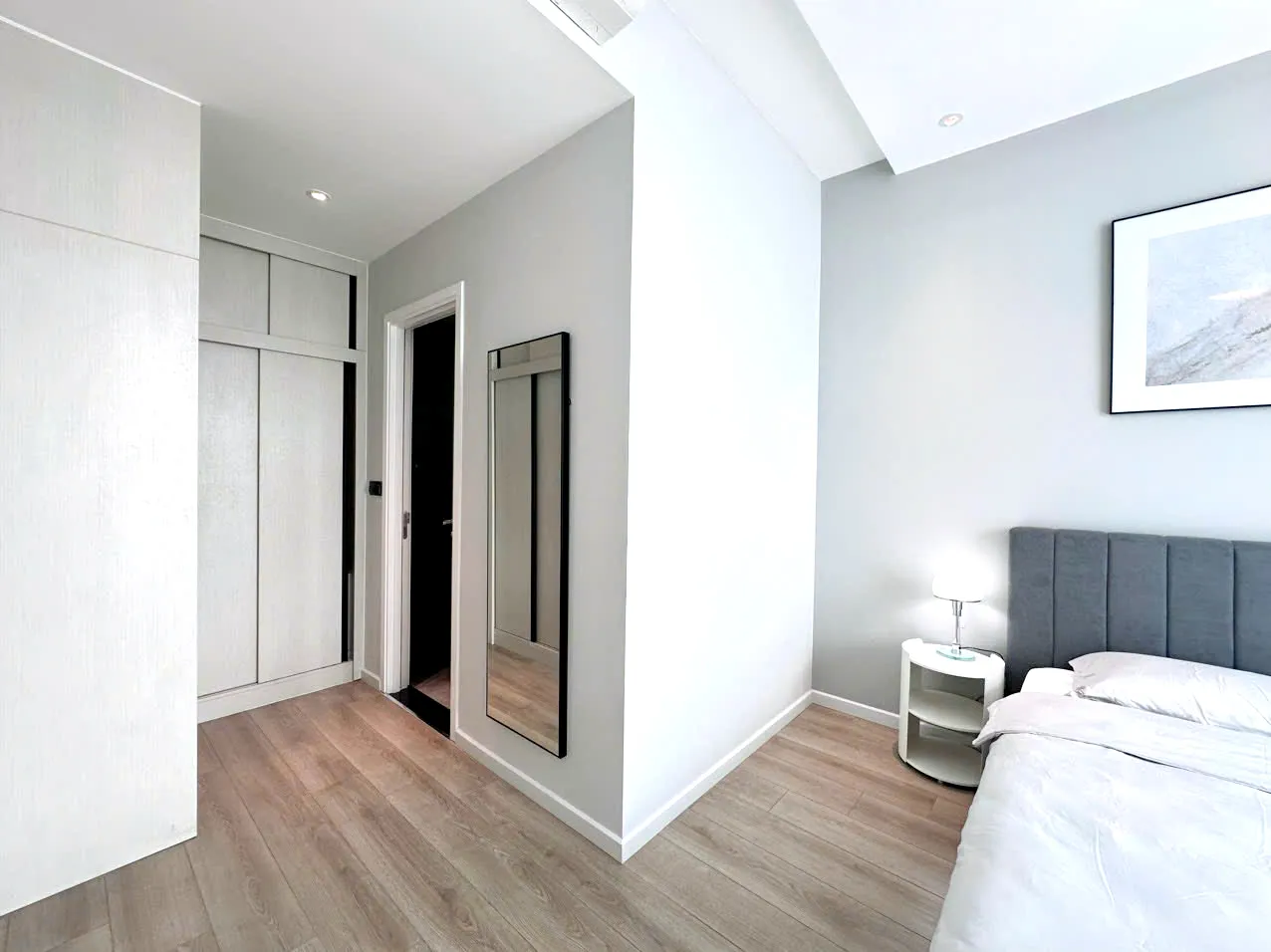 All New D'Edge Thao Dien Apartment for Rent 1650sqm 1,650 USD/month