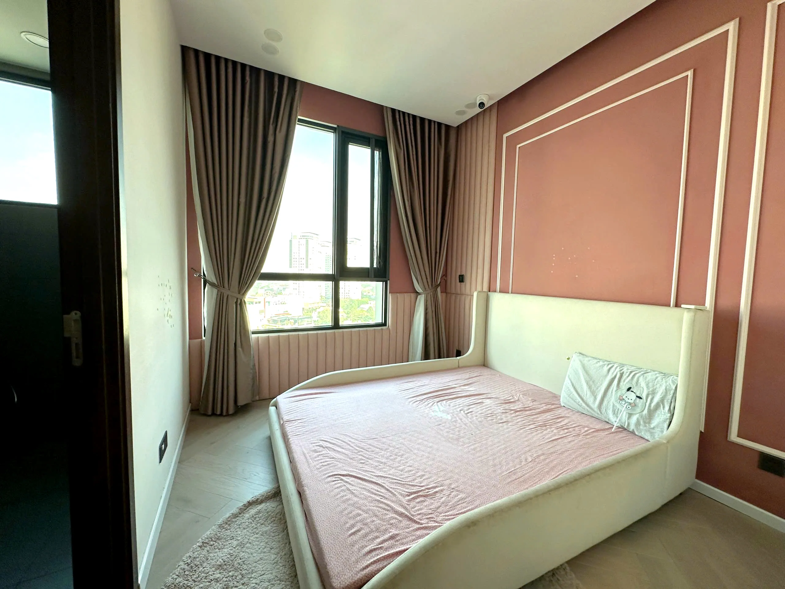 4 Bedroom Apartment for Rent in D'Edge Thao Dien 188sqm 5,000 USD/month