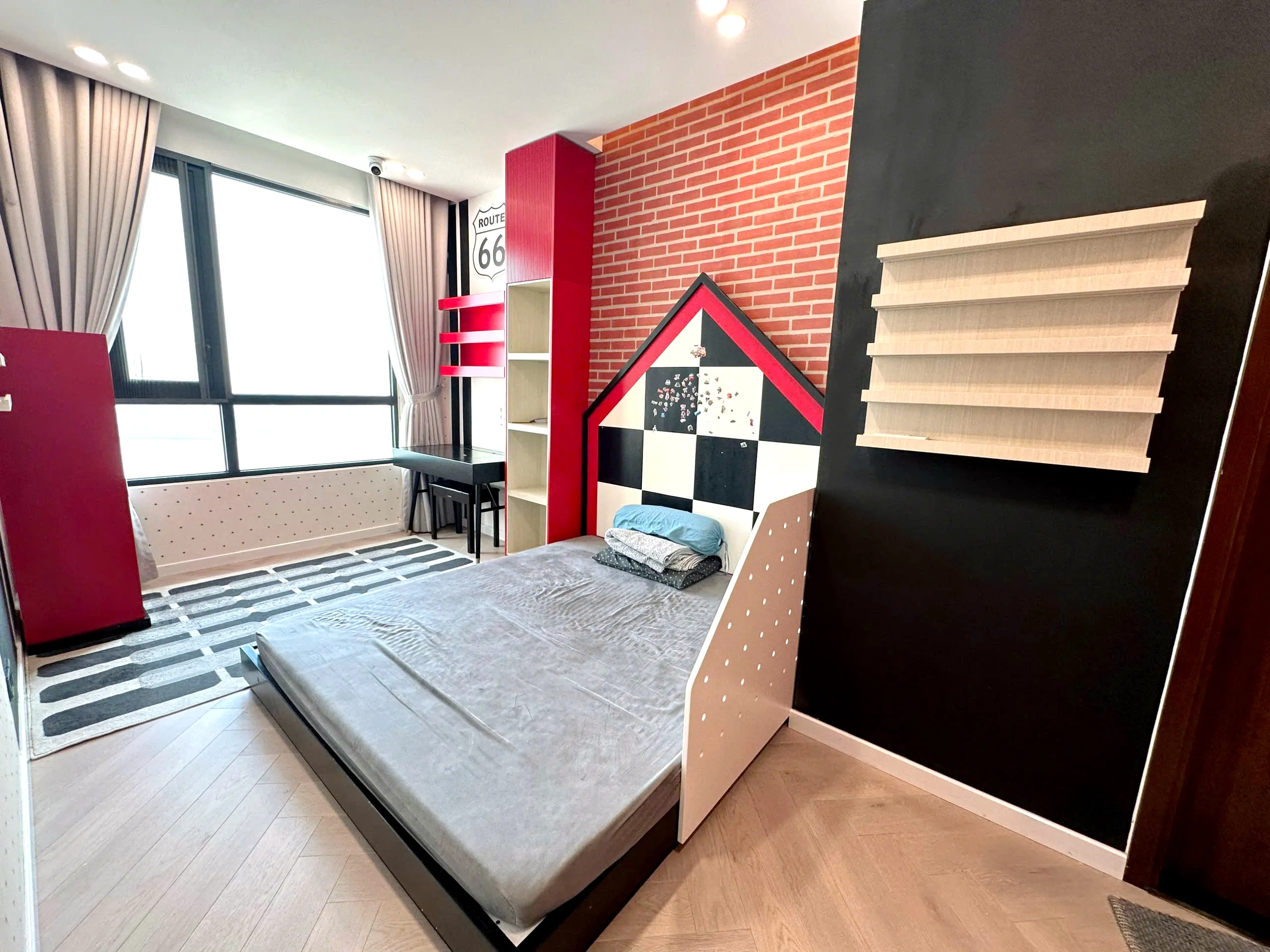 4 Bedroom Apartment for Rent in D'Edge Thao Dien 188sqm 5,000 USD/month