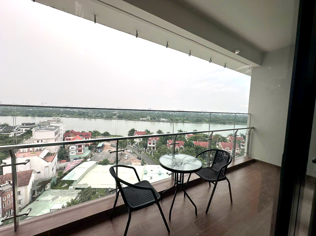 River View 4 Bedroom Apartment for Rent in D'Edge Thao Dien | 188sqm Floor 12