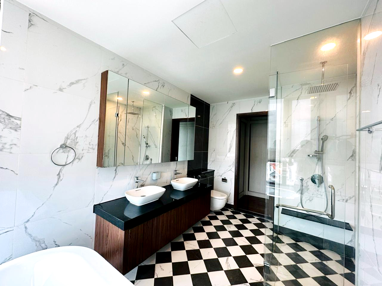 Unfurnished 4 Bedroom Apartment for Rent in D'Edge Thao Dien | River View