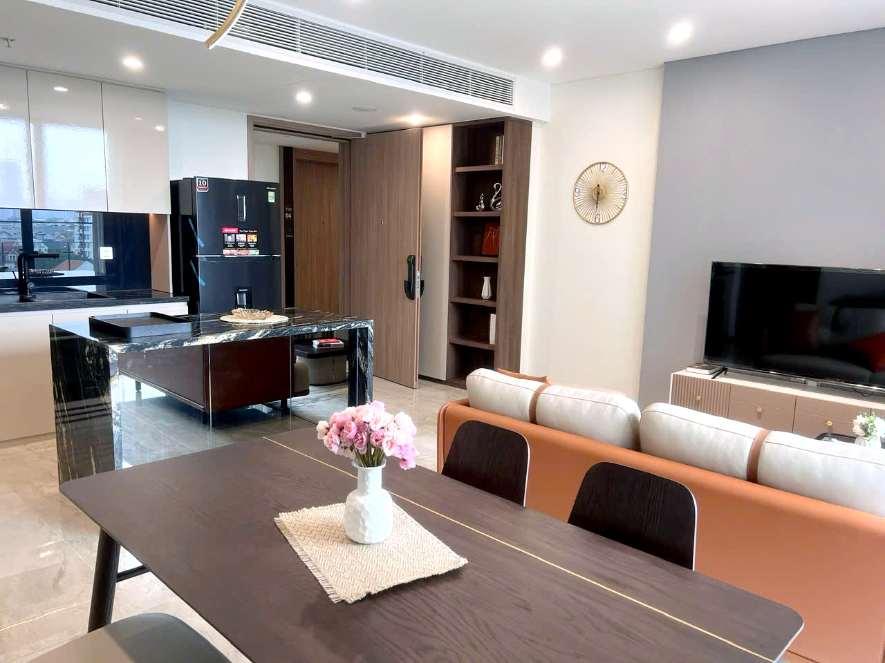 2 Bedroom Apartment for Rent in Thao Dien Green | 87sqm Floor 5