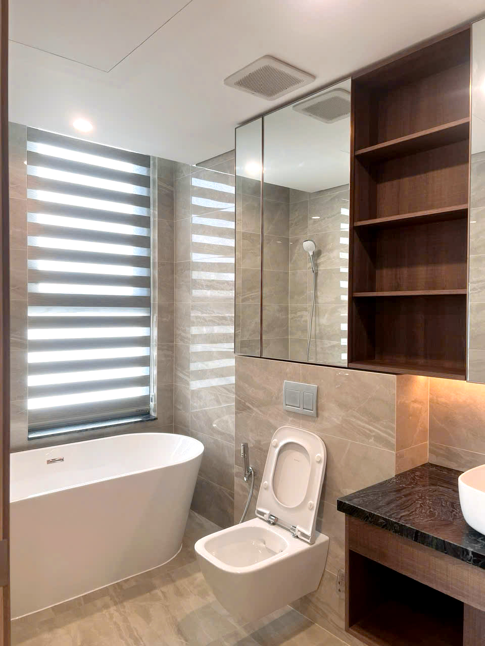 2 Bedroom Apartment for Rent in Thao Dien Green | 87sqm Floor 5