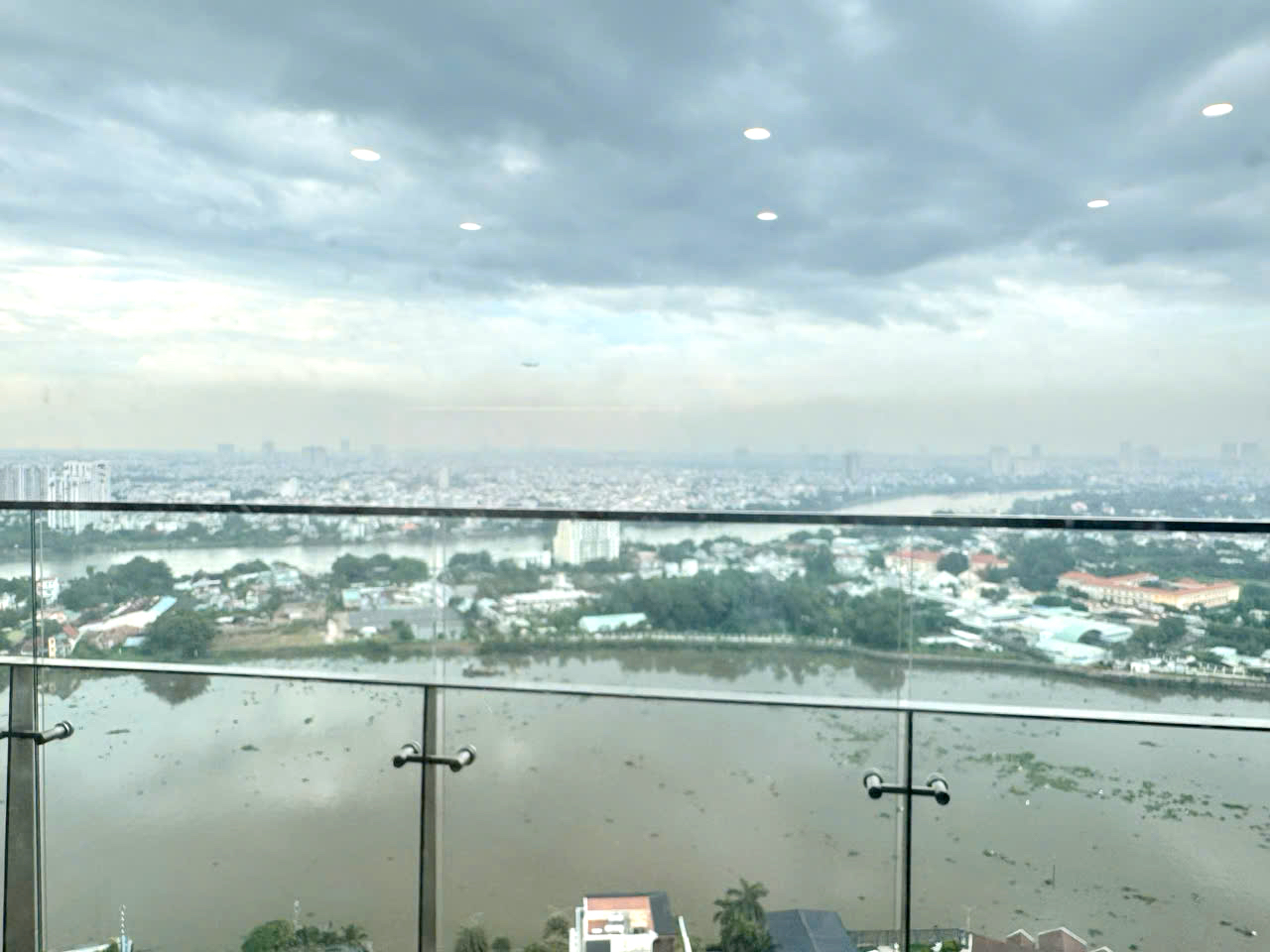 2 Bedroom Apartment for Rent in Thao Dien Green | River View Floor 23