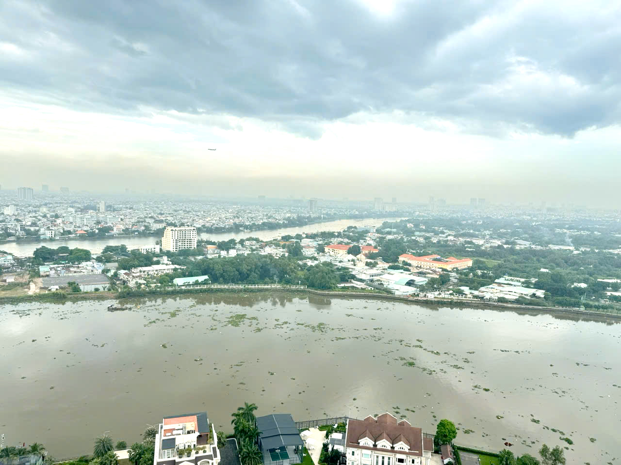 2 Bedroom Apartment for Rent in Thao Dien Green | River View Floor 23