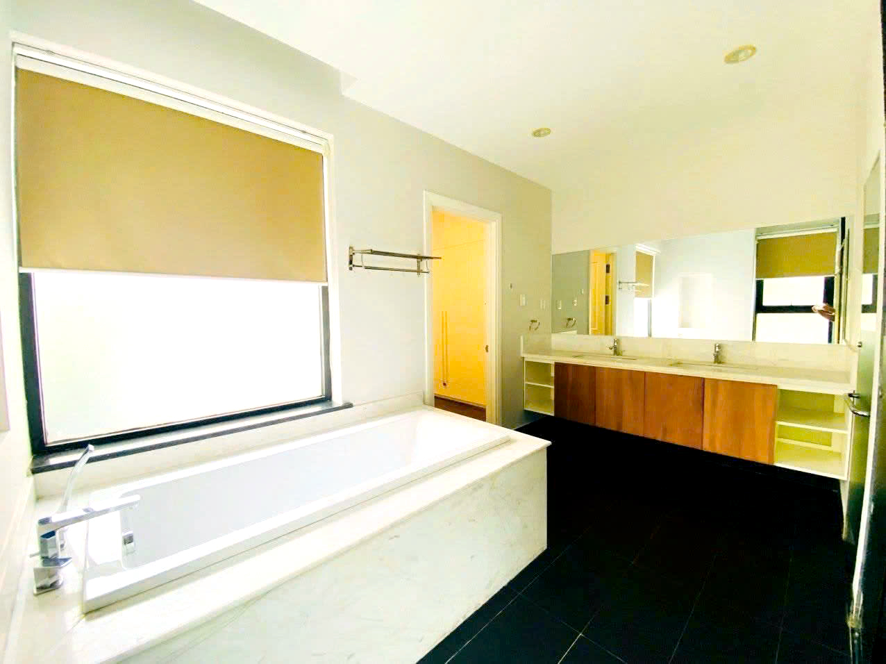 Villa for Rent in Thao Dien | 4BR 550sqm Private Pool Near BIS