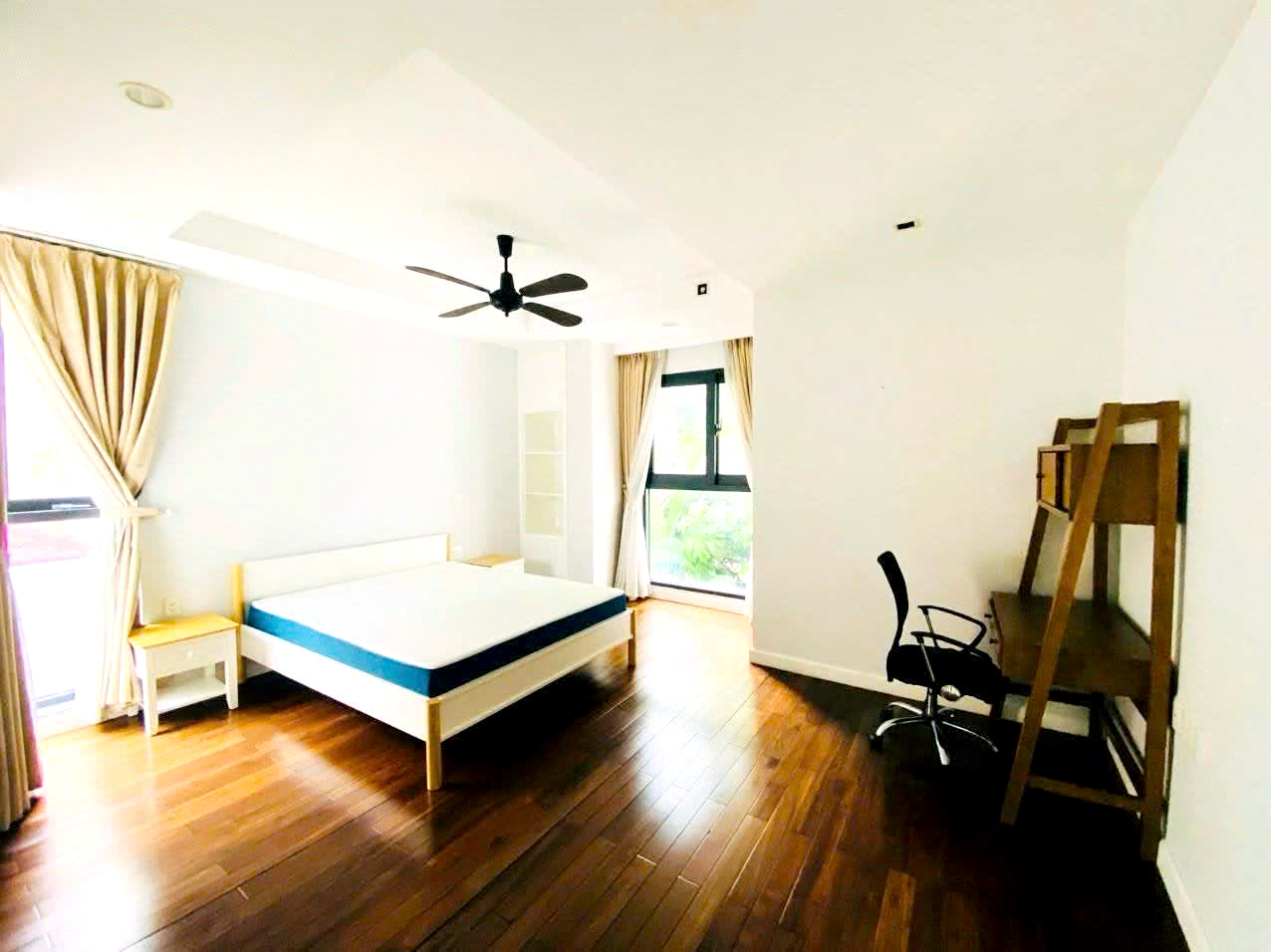 Villa for Rent in Thao Dien | 4BR 550sqm Private Pool Near BIS