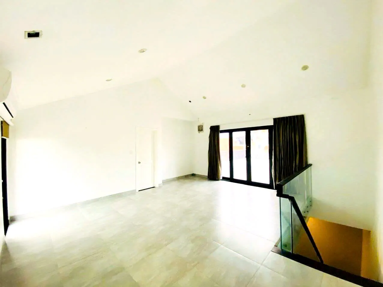 Villa for Rent in Thao Dien 550sqm 5,000 USD/month