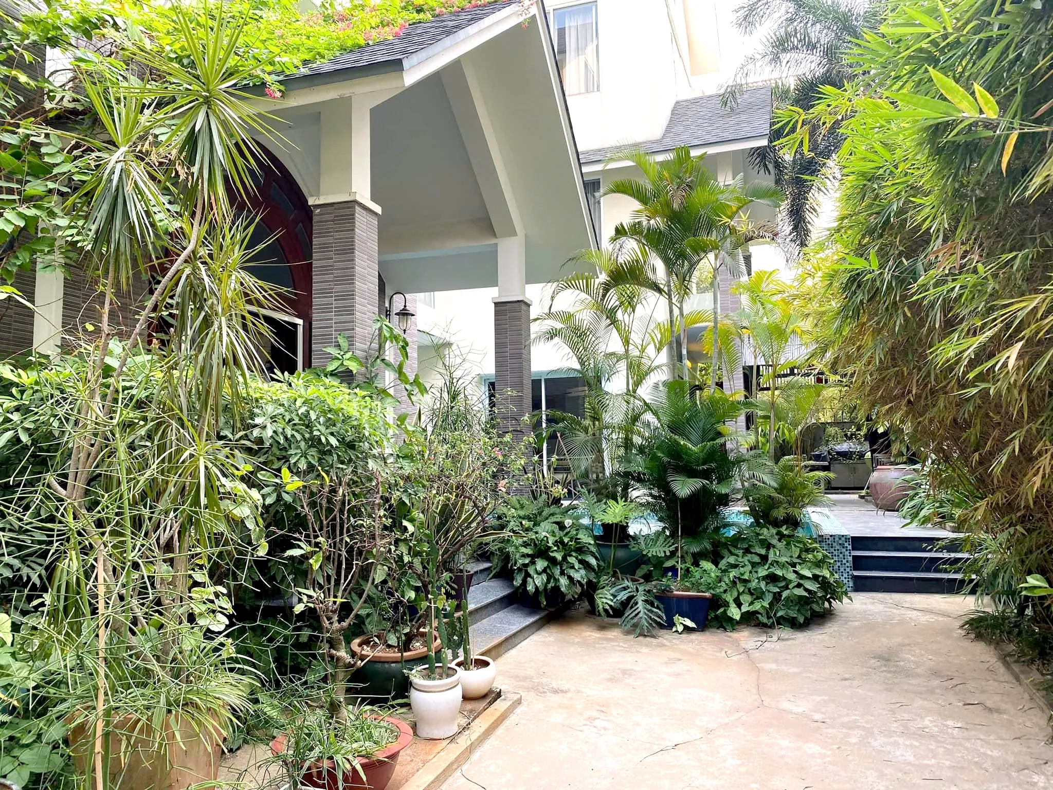 Villa for Rent in Thao Dien 600sqm 5,000 USD/month