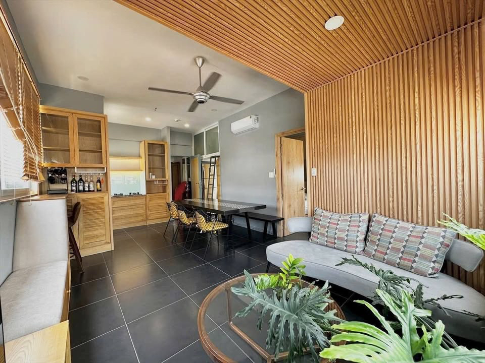 Top House One Bedroom Serviced Apartment in Pham Viet Chanh Binh Thanh HCM