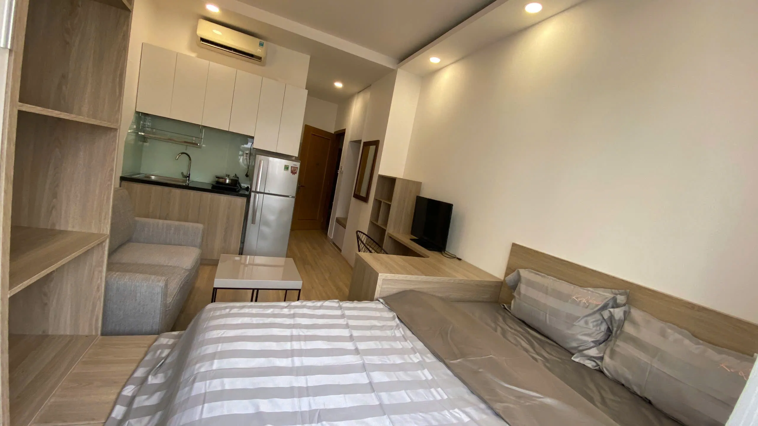 Studio Apartment for Rent in Binh Thanh – 25sqm Fully Furnished 400 USD/month