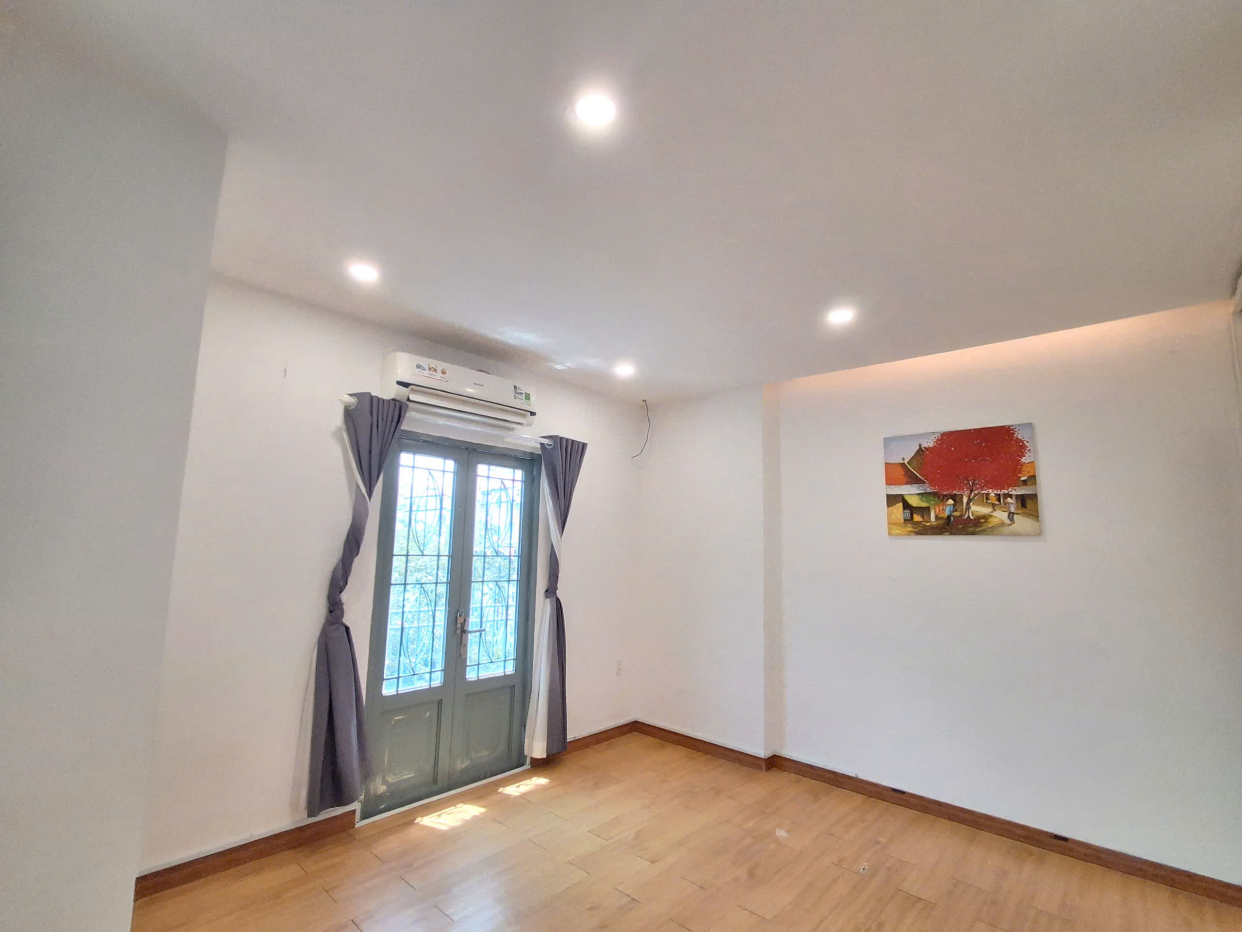 Small Cute House for rent in Tran Nao Area District 2 HCMC