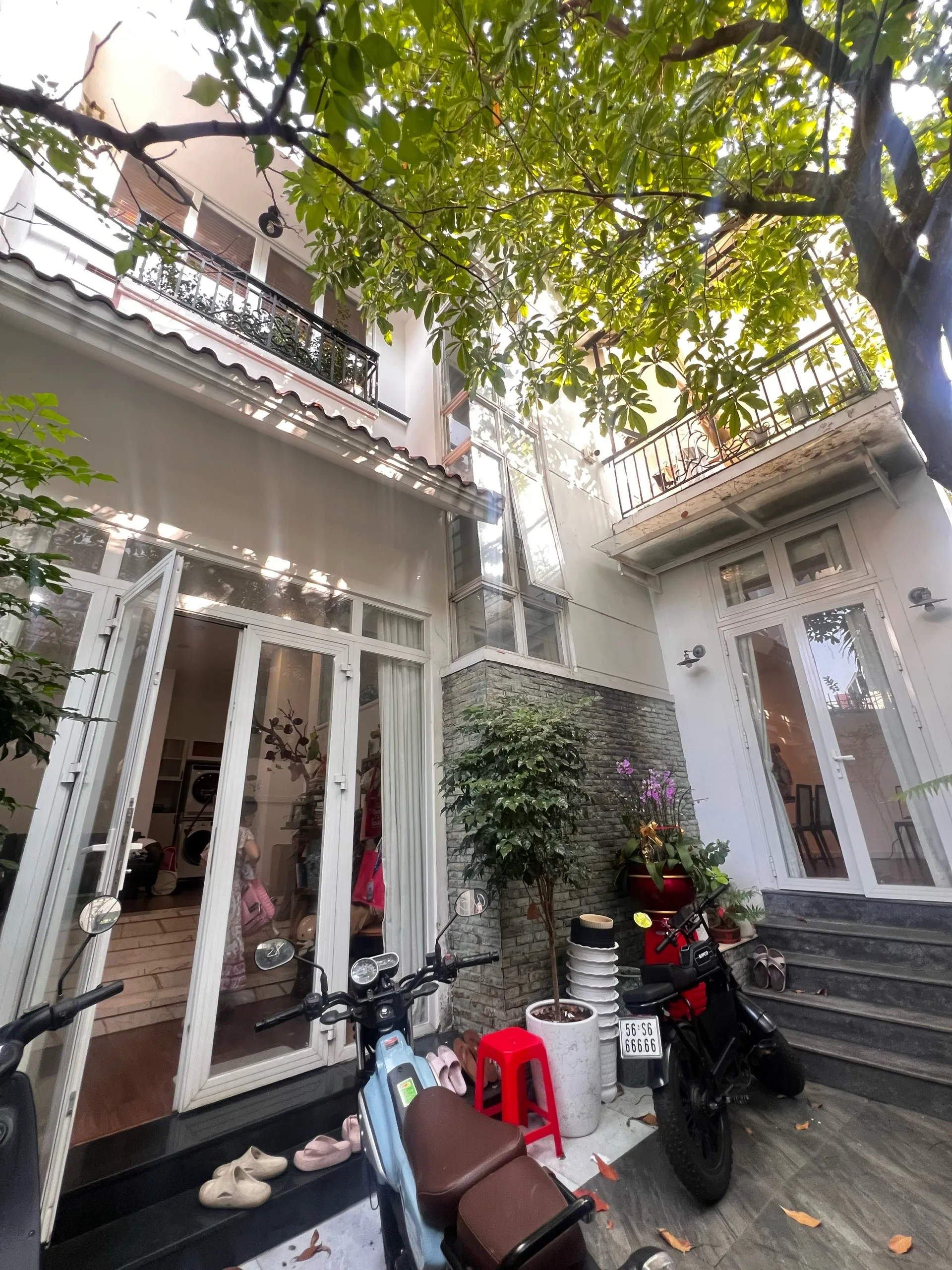 Furnished Two Bedroom House For Rent in Lang Bao Chi Thao Dien HCMC 300sqm 1,750 USD/month