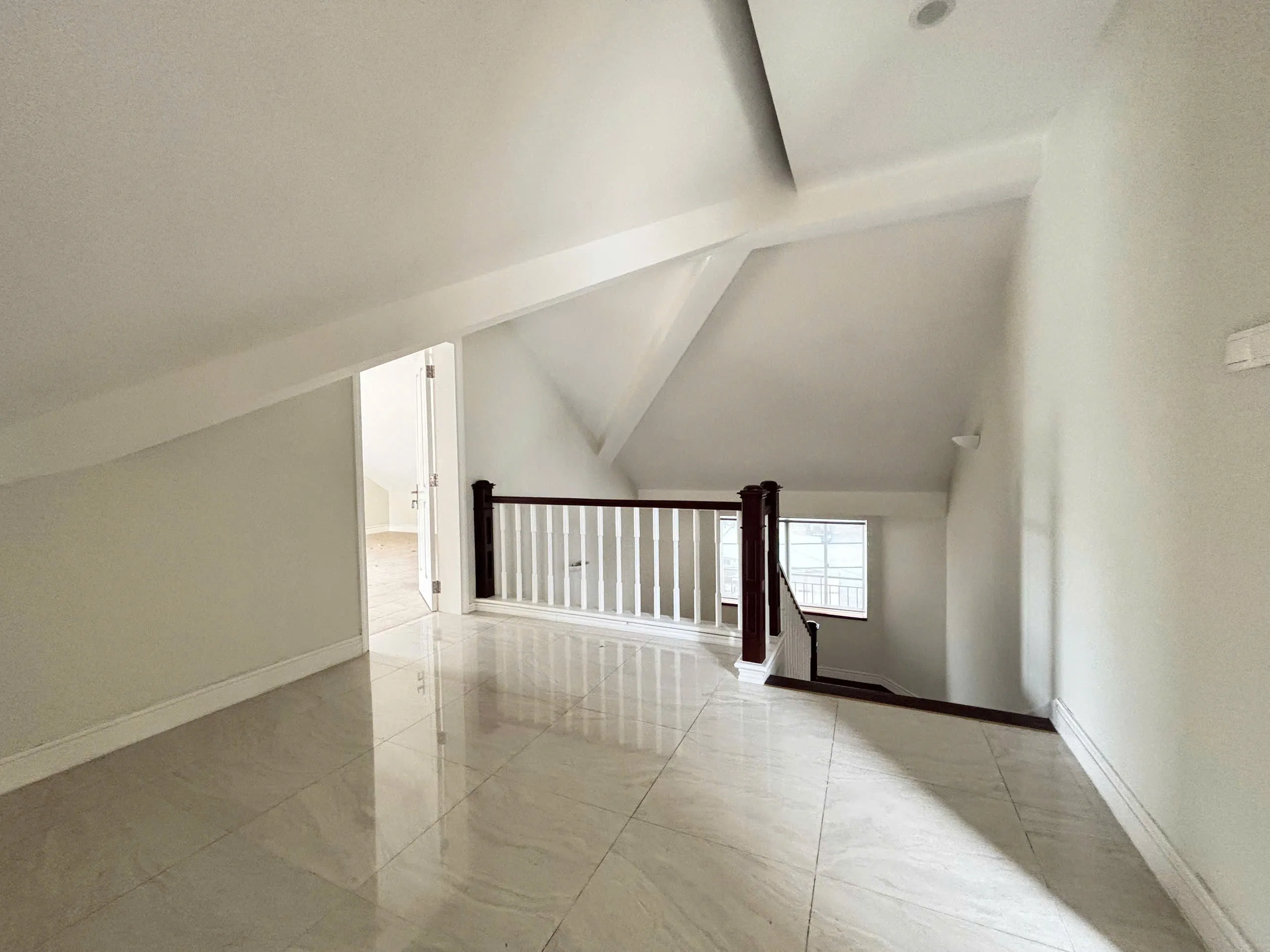 Villa for Rent at ABC Compound – 96 Tran Nao, District 2 700sqm 5,000 USD/month