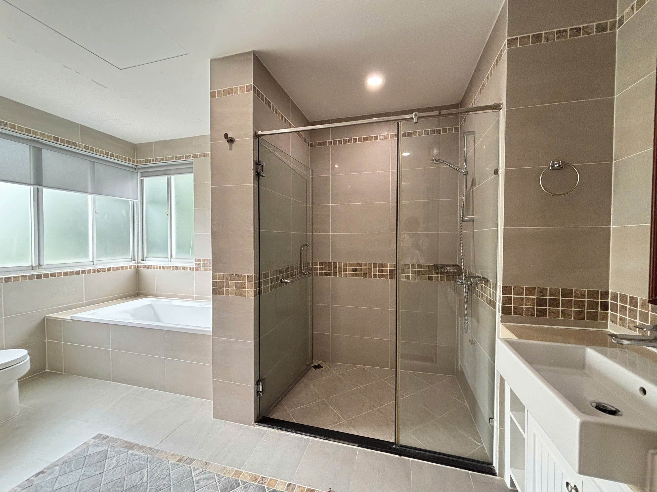 Villa for Rent at ABC Compound – 96 Tran Nao, District 2 | 5BR | 600sqm | Pool | $5,000/month