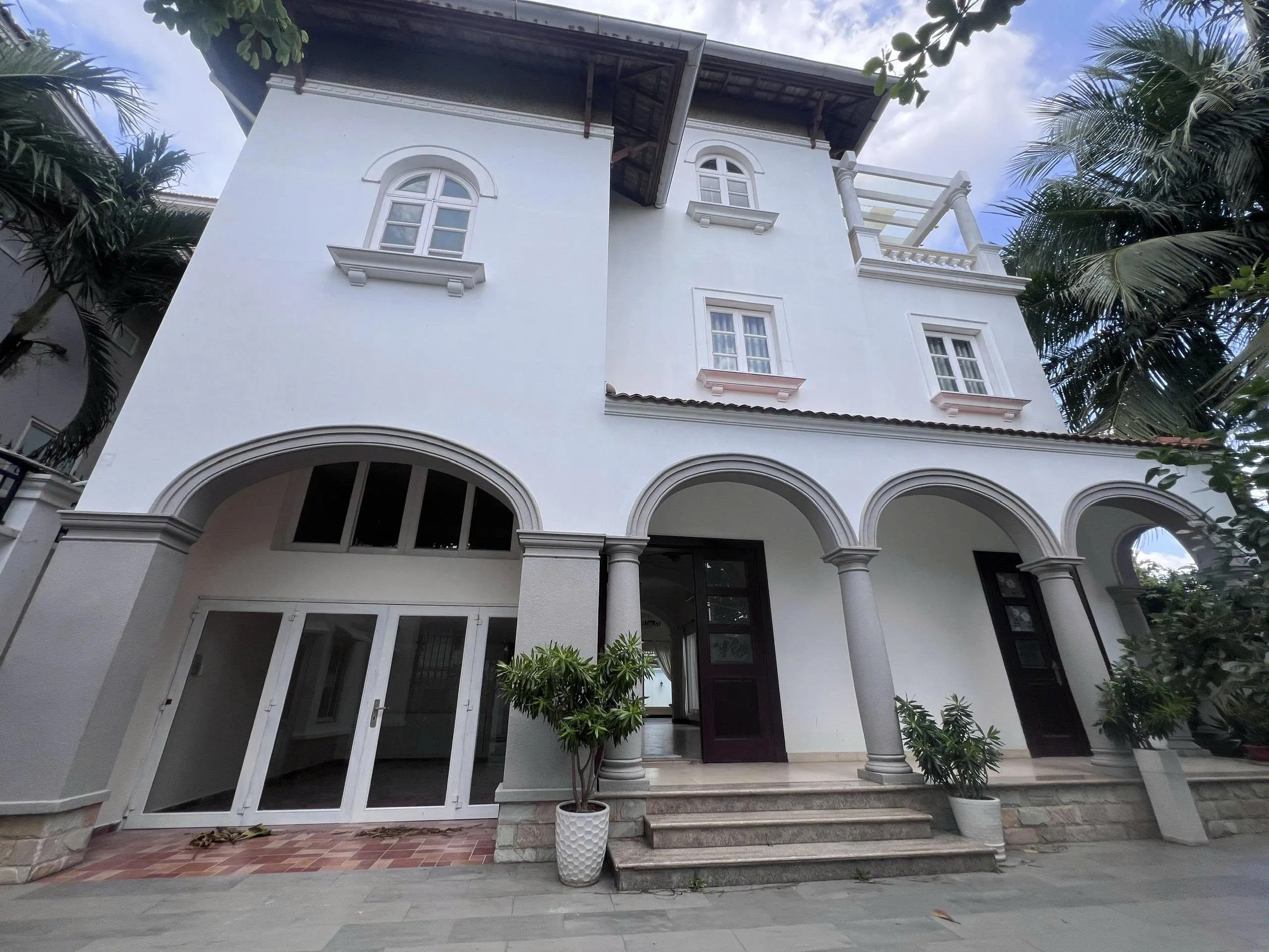 Villa for Rent 113 Nguyen Van Huong Thao Dien HCMC – 5BR 500sqm 5,000 USD/month