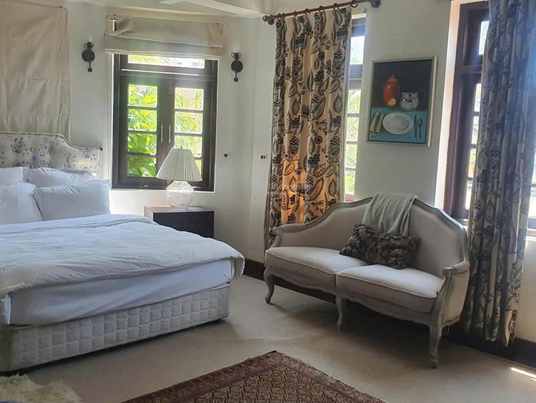 Villa for Rent on Duong 42 Thao Dien – 5BR | 550sqm | Pool | $4,800/month