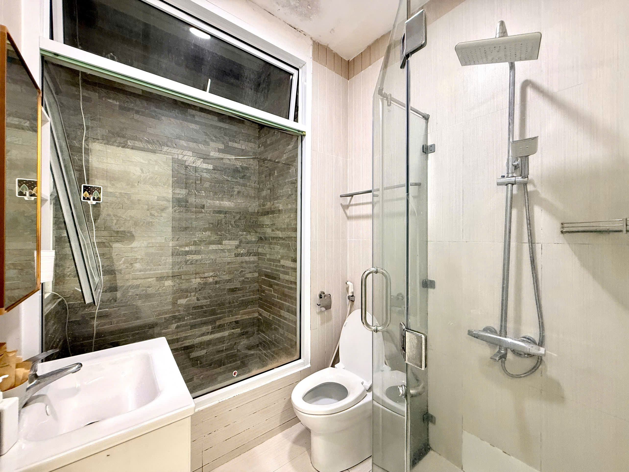 Joo House Studio for Rent Tran Dinh Xu District 1 – 30m²