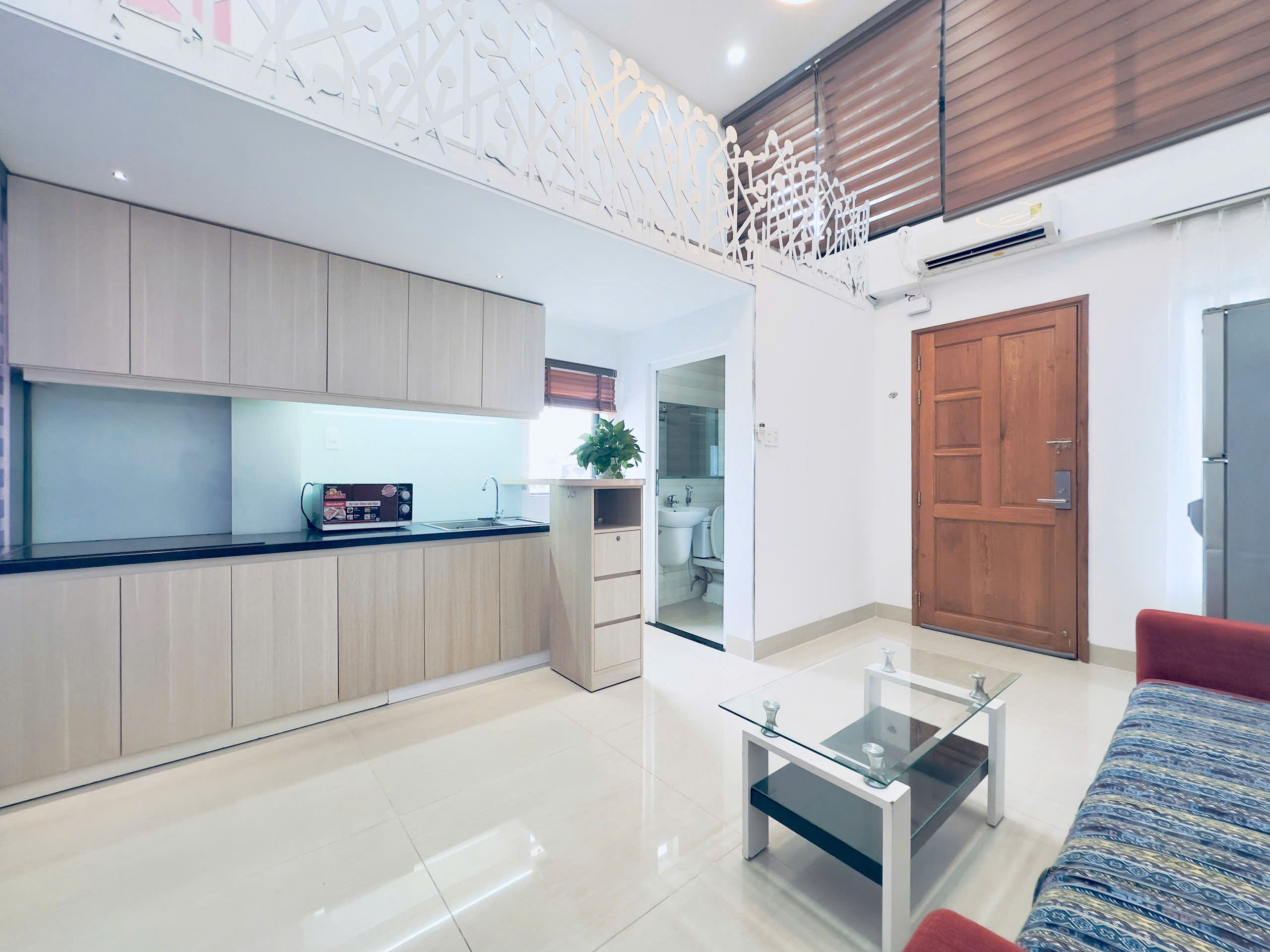 2-Bedroom Serviced Apartment for Rent on Tran Dinh Xu District 1 HCMC – 17 Million/month
