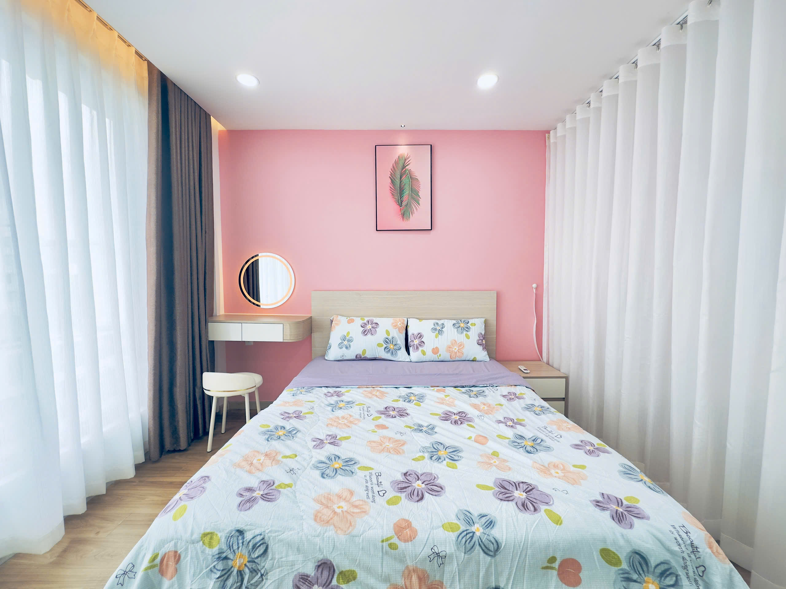 2-Bedroom Serviced Apartment for Rent on Tran Dinh Xu District 1 HCMC – 17 Million/month