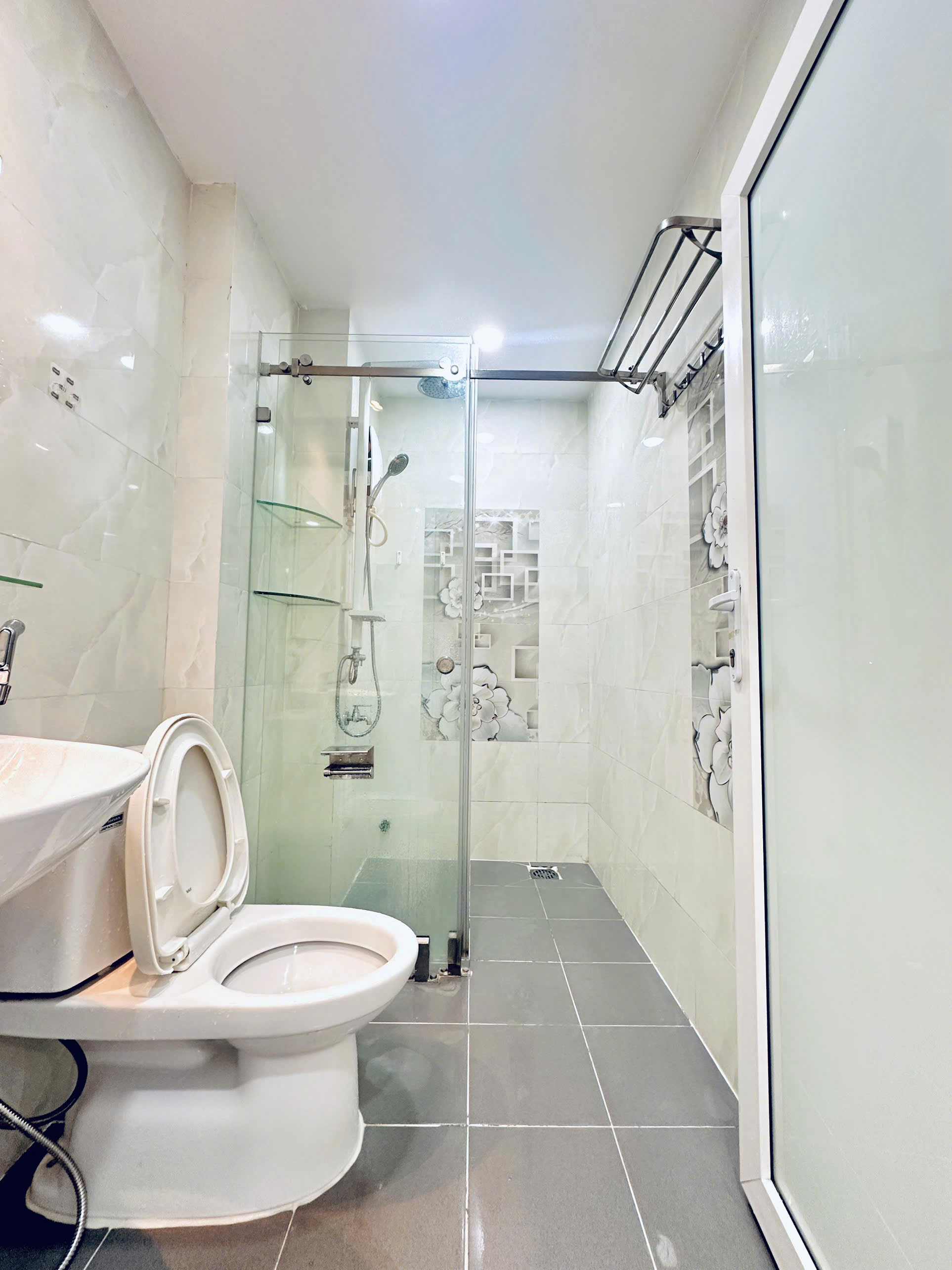 1-Bedroom Serviced Apartment for Rent on Tran Dinh Xu District 1 – 14 Million/month
