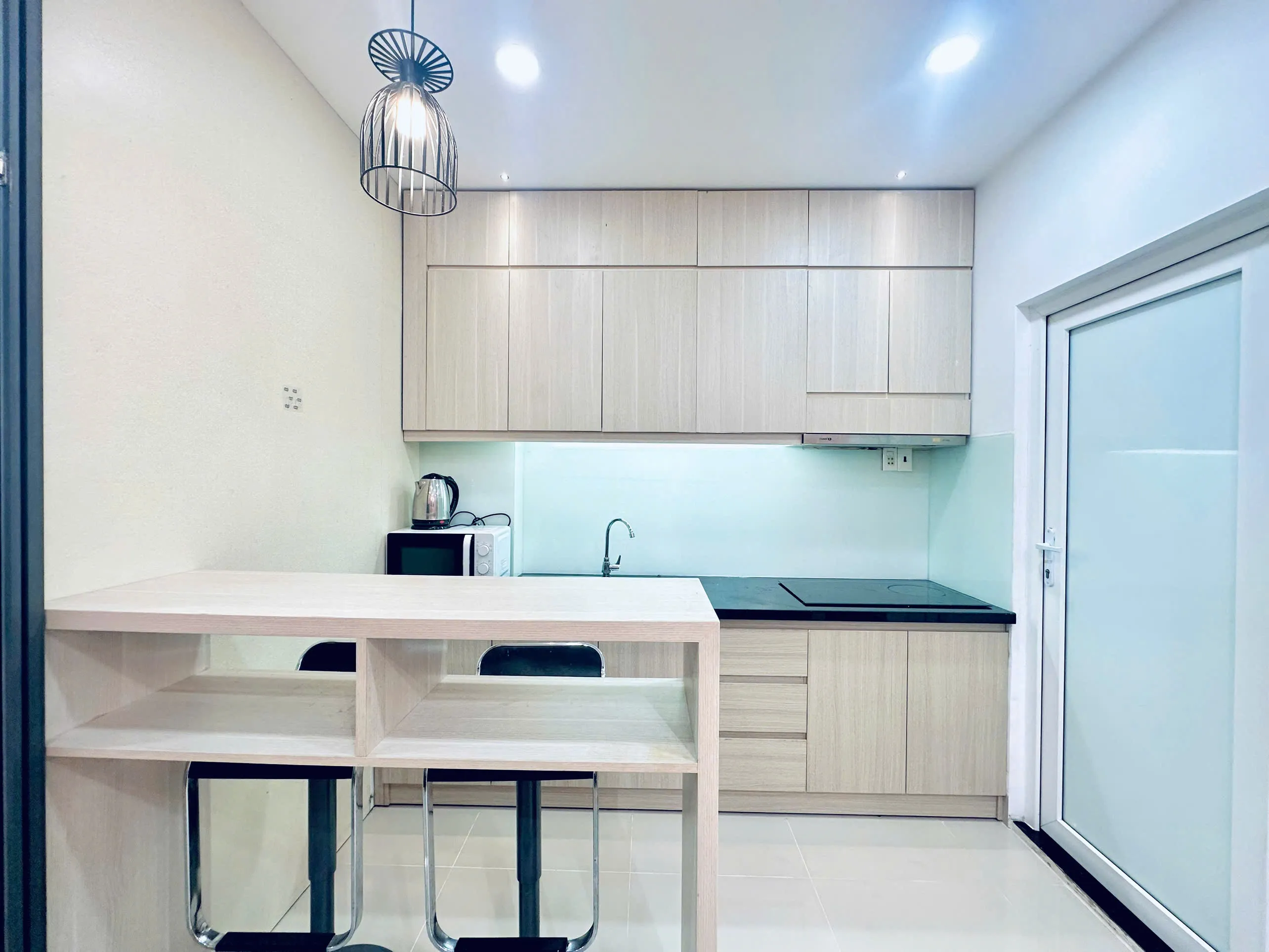 1-Bedroom Serviced Apartment for Rent on Tran Dinh Xu District 1 – 14 Million/month 45sqm 570 USD/month