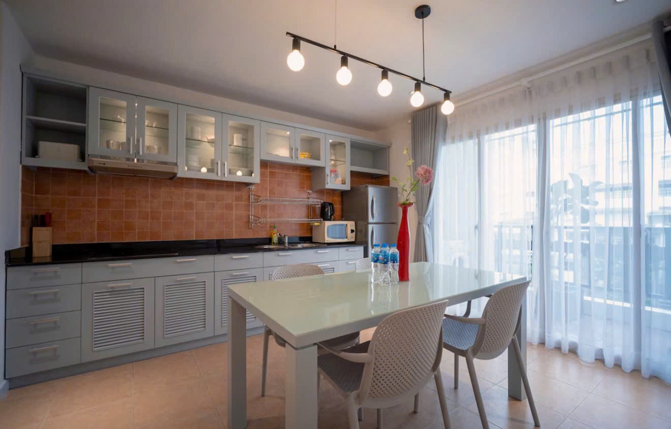 2-Bedroom Apartment for Rent in District 3 90sqm 1,500 /month