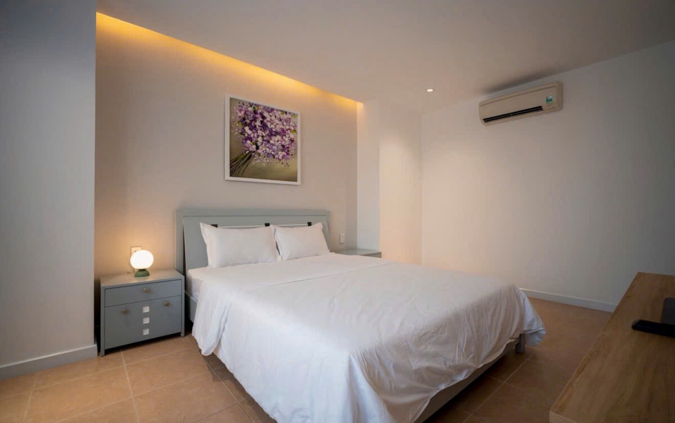 2-Bedroom Apartment for Rent in District 3 90sqm 1,500 USD/month
