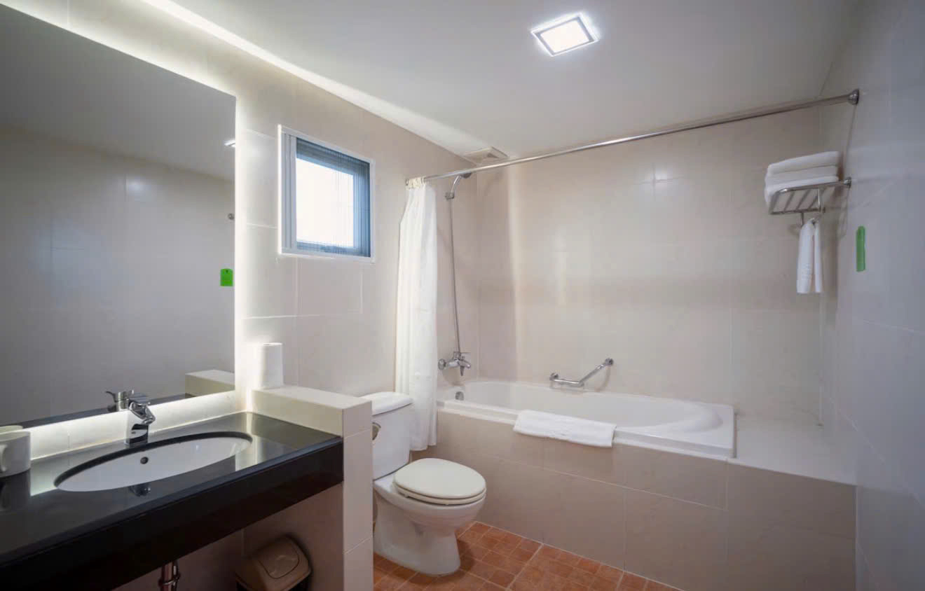 2-Bedroom Apartment for Rent in District 3 90sqm 1,500 USD/month