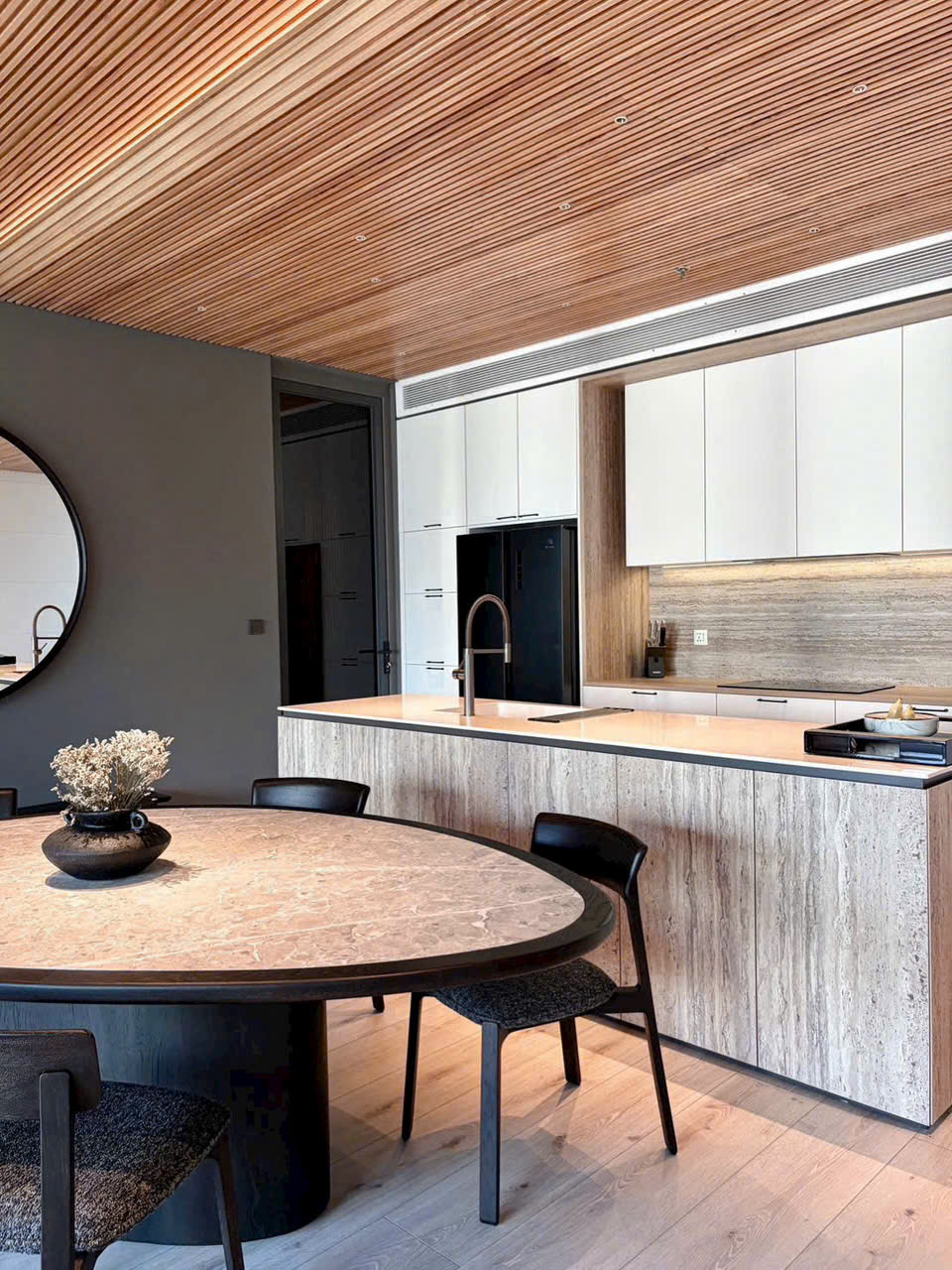 3-Bedroom Estella Heights Apartment for Rent in An Phu 150sqm 5,000 USD/month