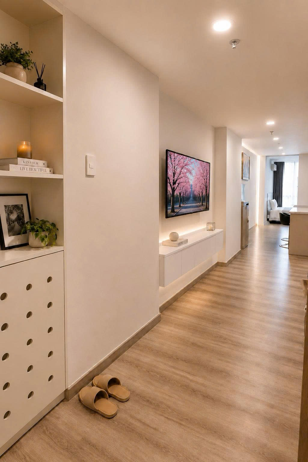 1-Bedroom Apartment for Rent in District 3 60sqm 900 USD/month