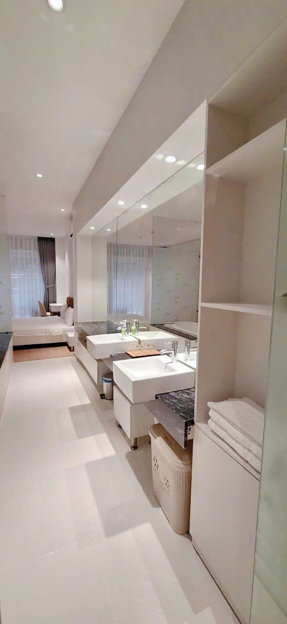 1-Bedroom Apartment for Rent in District 3 70sqm 1,100 USD/month