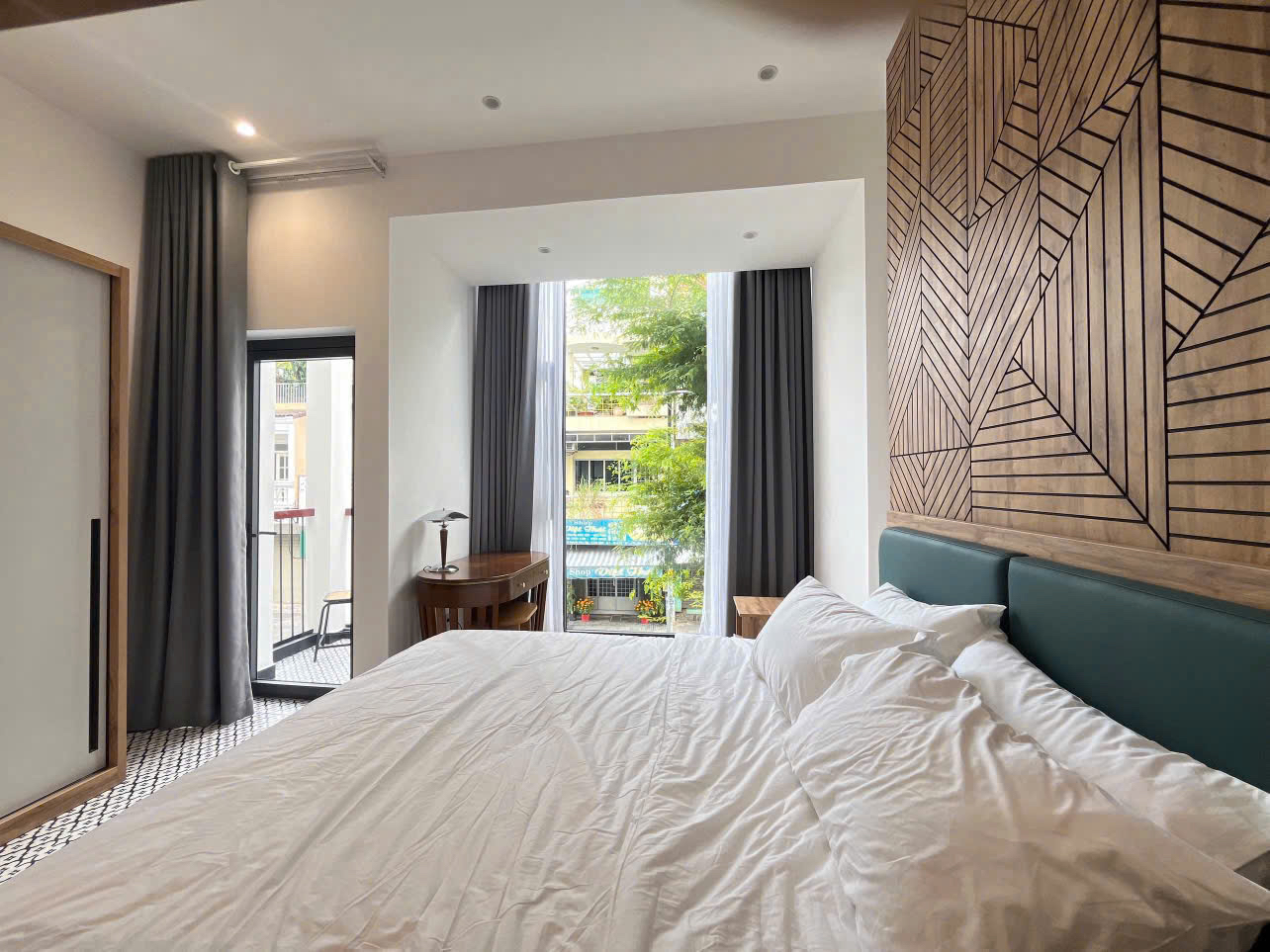 1-Bedroom Serviced Apartment for Rent in District 1 50sqm 650 USD/month