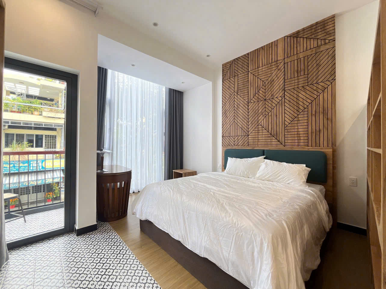 1-Bedroom Serviced Apartment for Rent in District 1 50sqm 650 USD/month