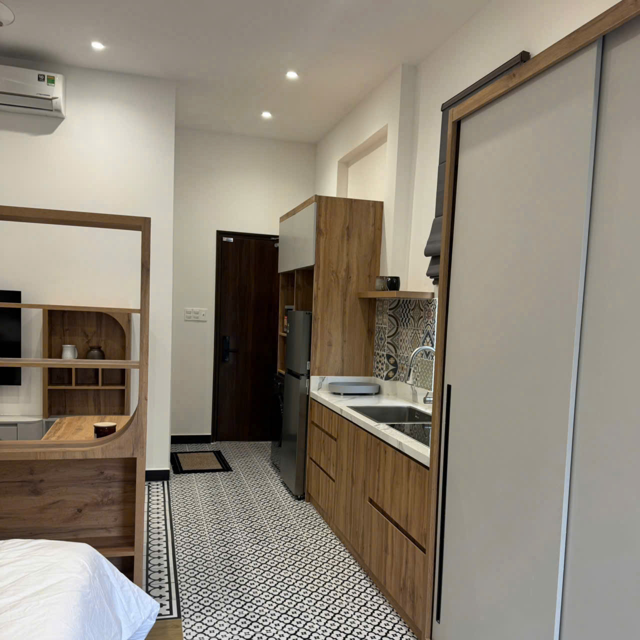 1-Bedroom Serviced Apartment for Rent in District 1 50sqm 650 USD/month