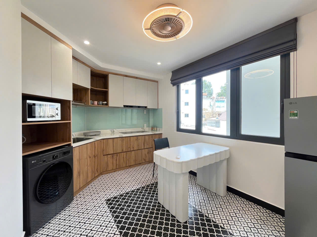 Studio Serviced Apartment for Rent in District 1 570 /month