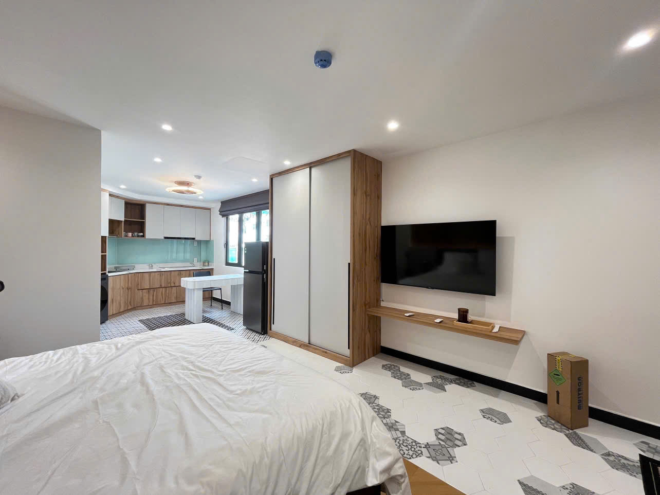 Studio Serviced Apartment for Rent in District 1 570 USD/month