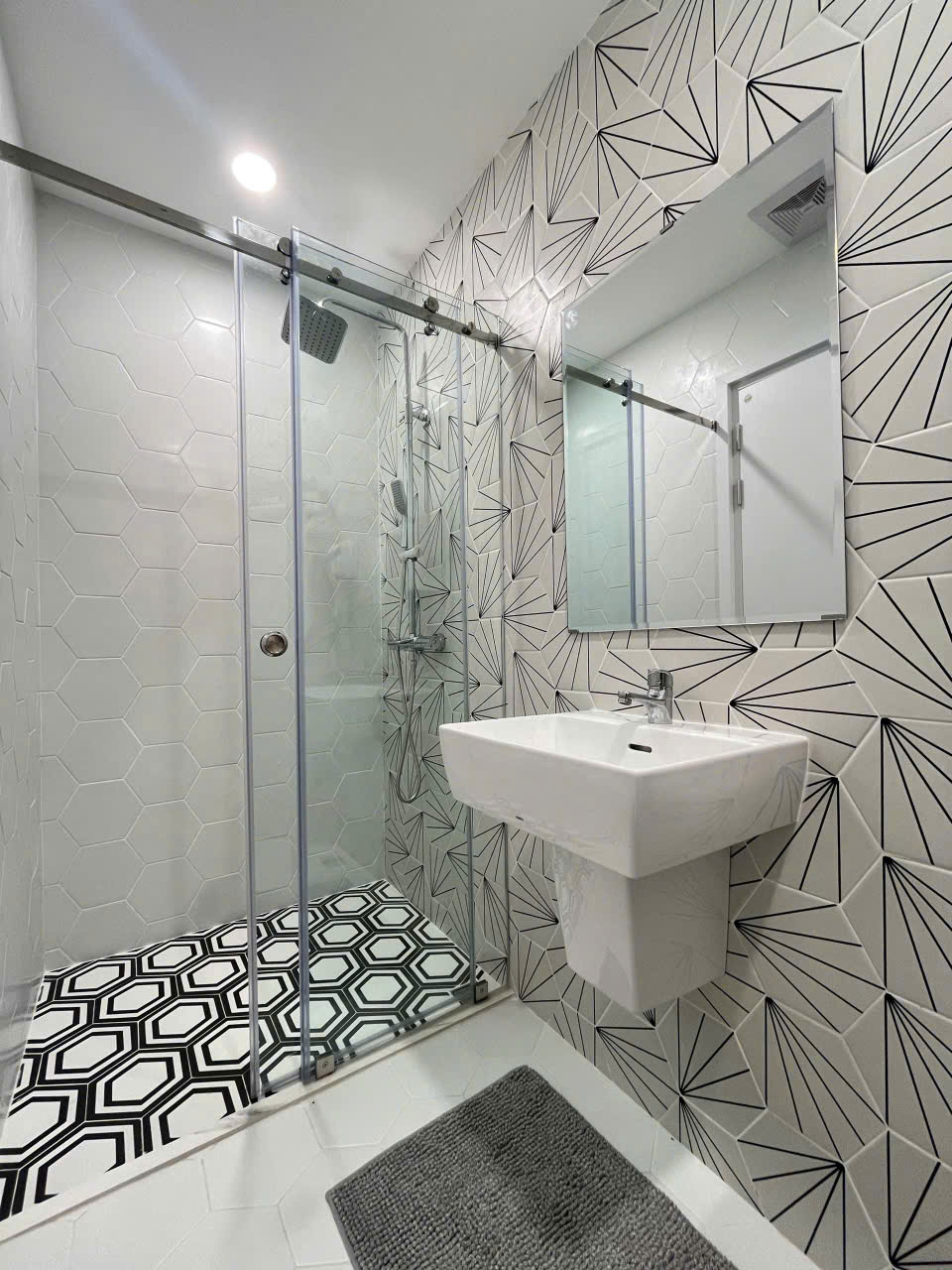 Serviced Apartment for Rent District 1 Tan Dinh 50sqm 650 USD/month
