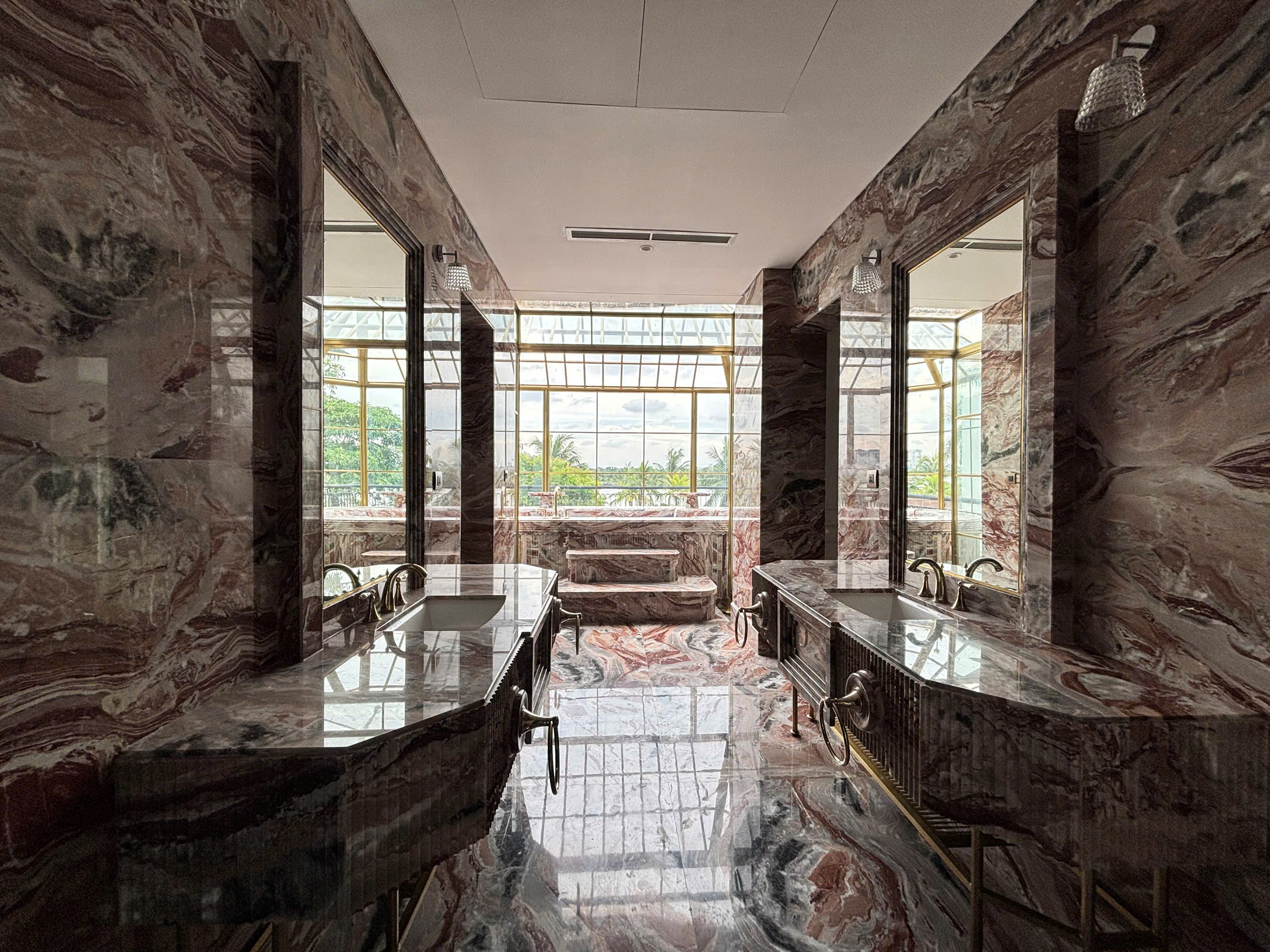 4-Bedroom Villa for Rent in An Phu 546sqm 9,000 USD/month