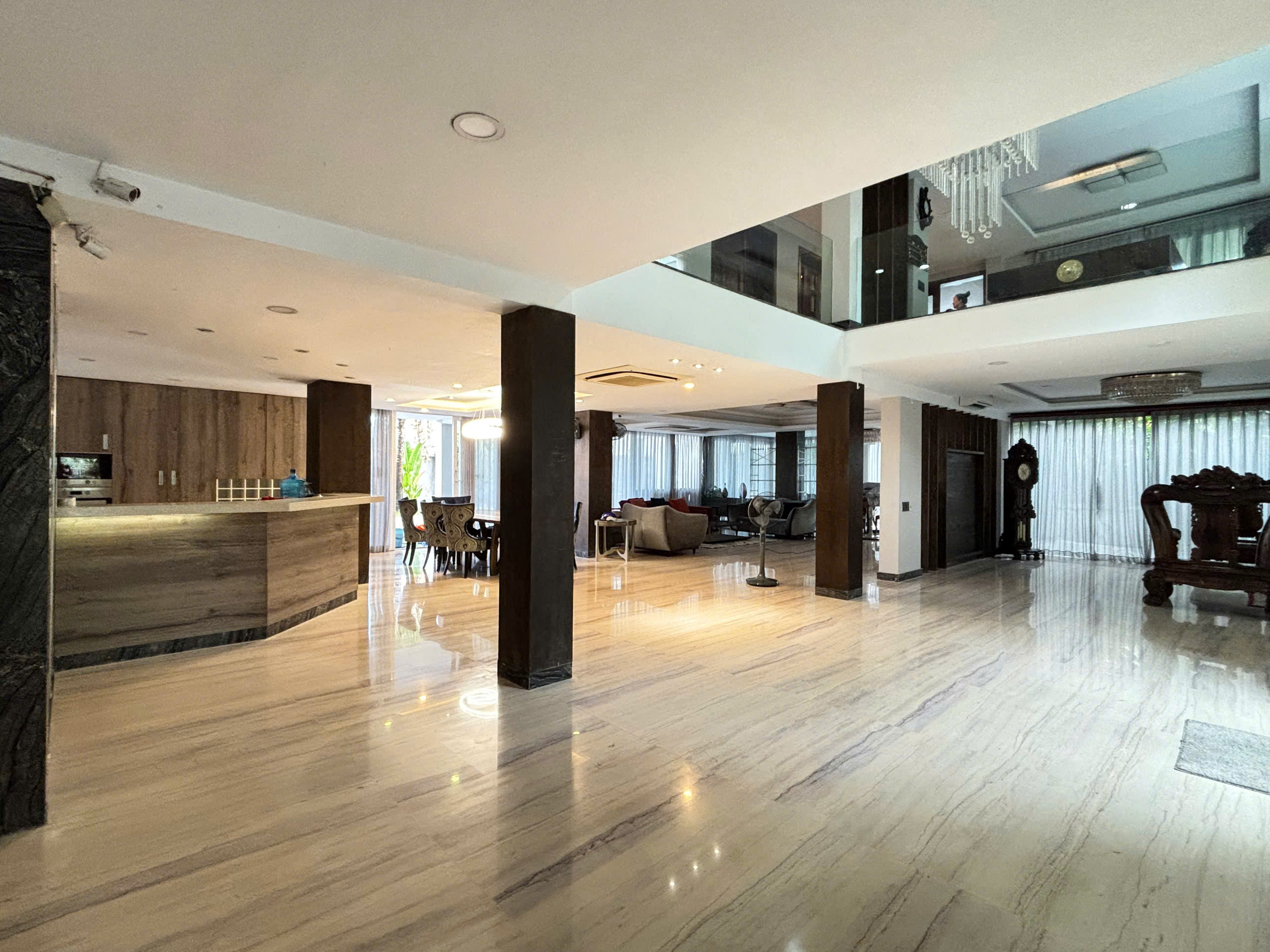 6-Bedroom Villa for Rent in Thao Dien 1000sqm 8,500 USD/month