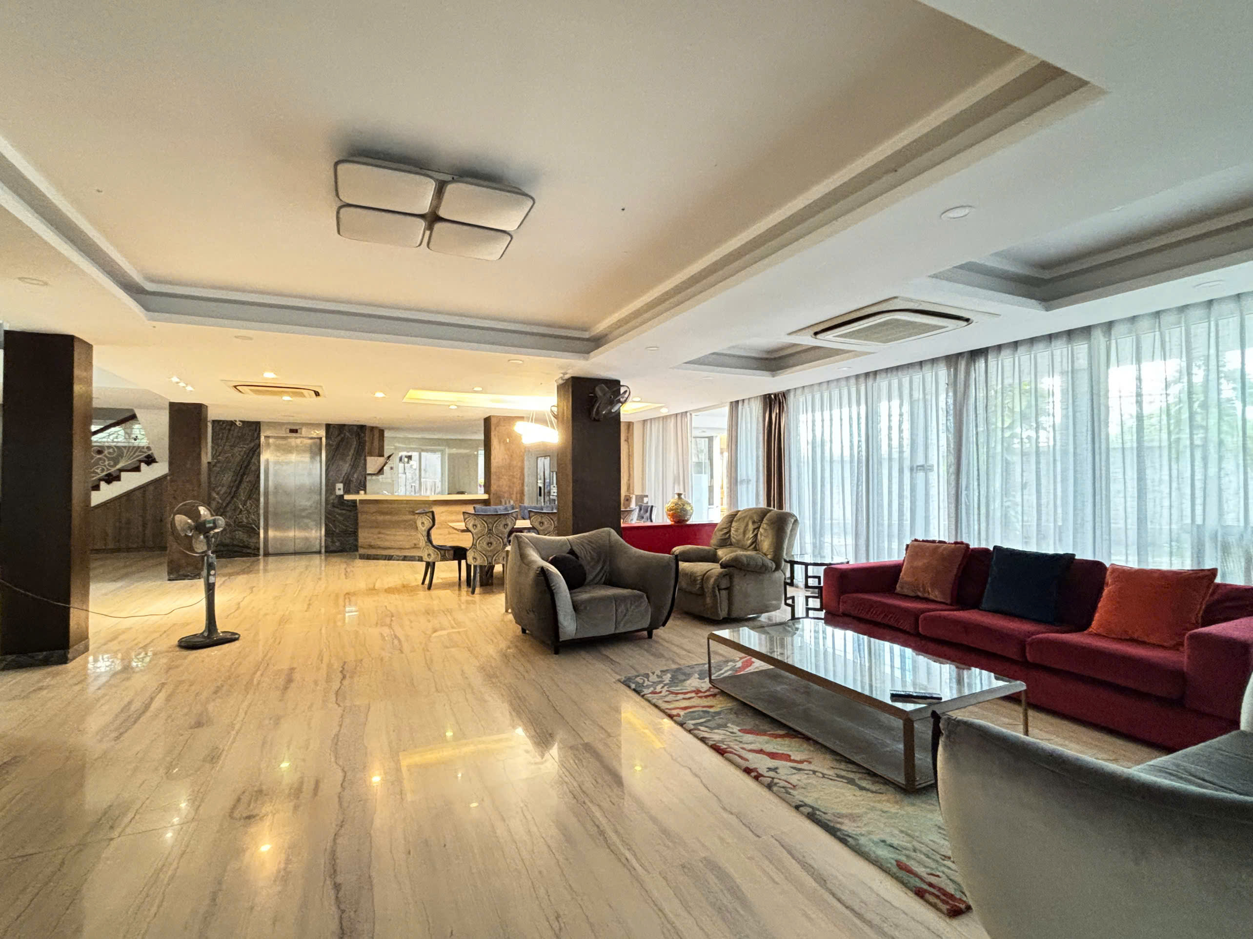 6-Bedroom Villa for Rent in Thao Dien 1000sqm 8,500 USD/month