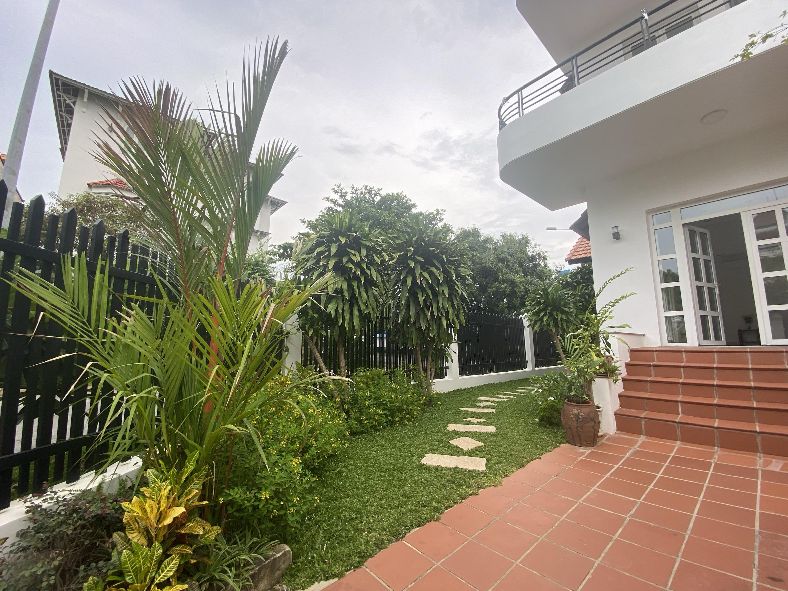 Four Bedrooms Pool Villa In Compound Thao Dien 2 District 2 HCM 500sqm 5,000 USD/month