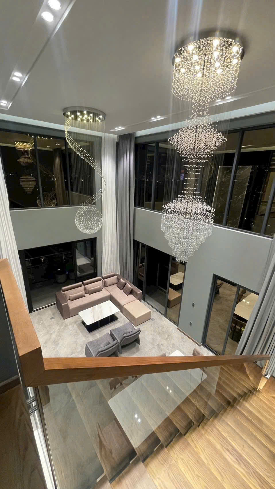 3-Bedroom Penthouse Apartment for Rent in Thanh My Loi 220sqm 4,900 USD/month