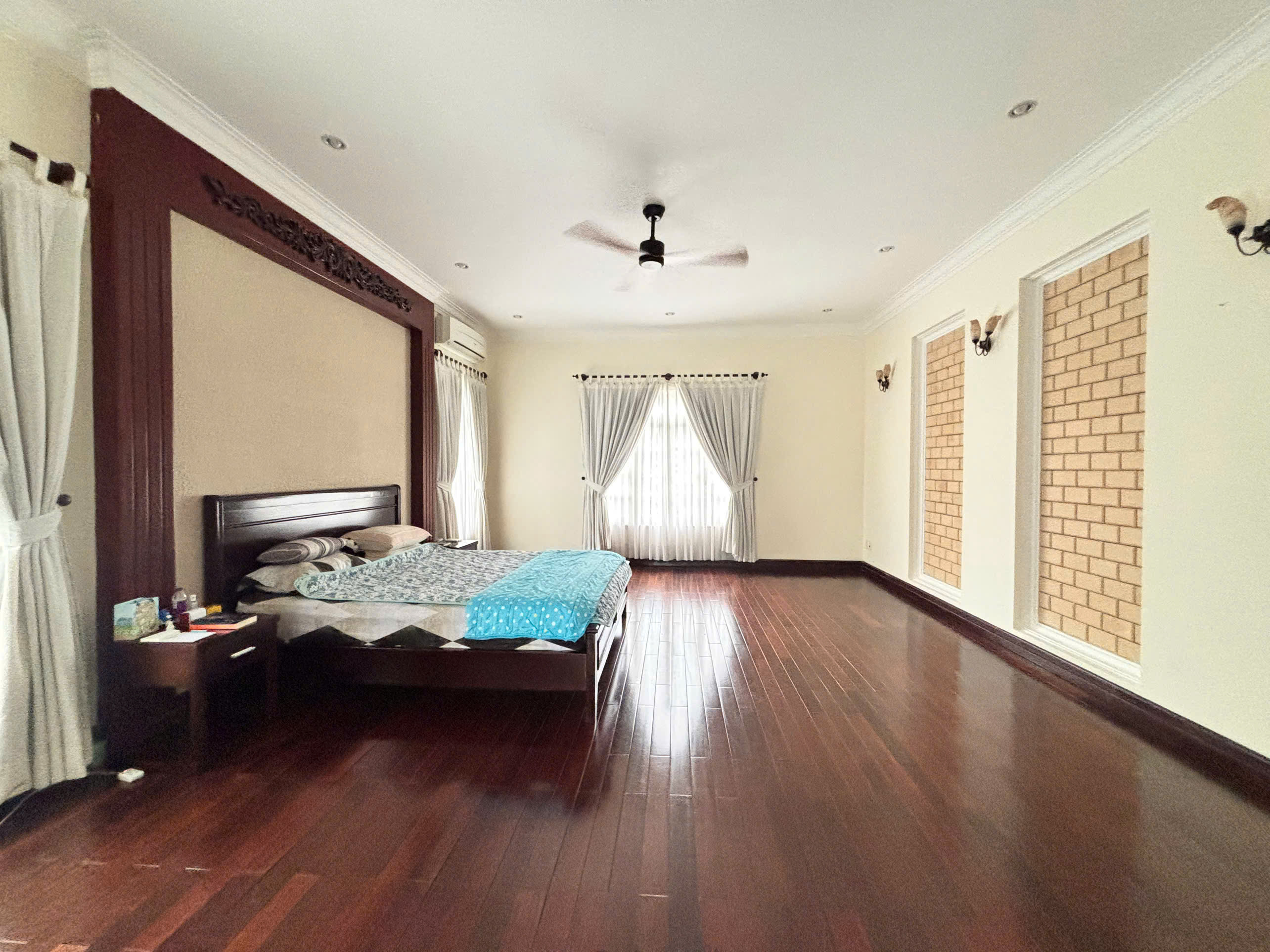 4-Bedroom Villa for Rent in Thao Dien 550sqm 5,500 USD/month
