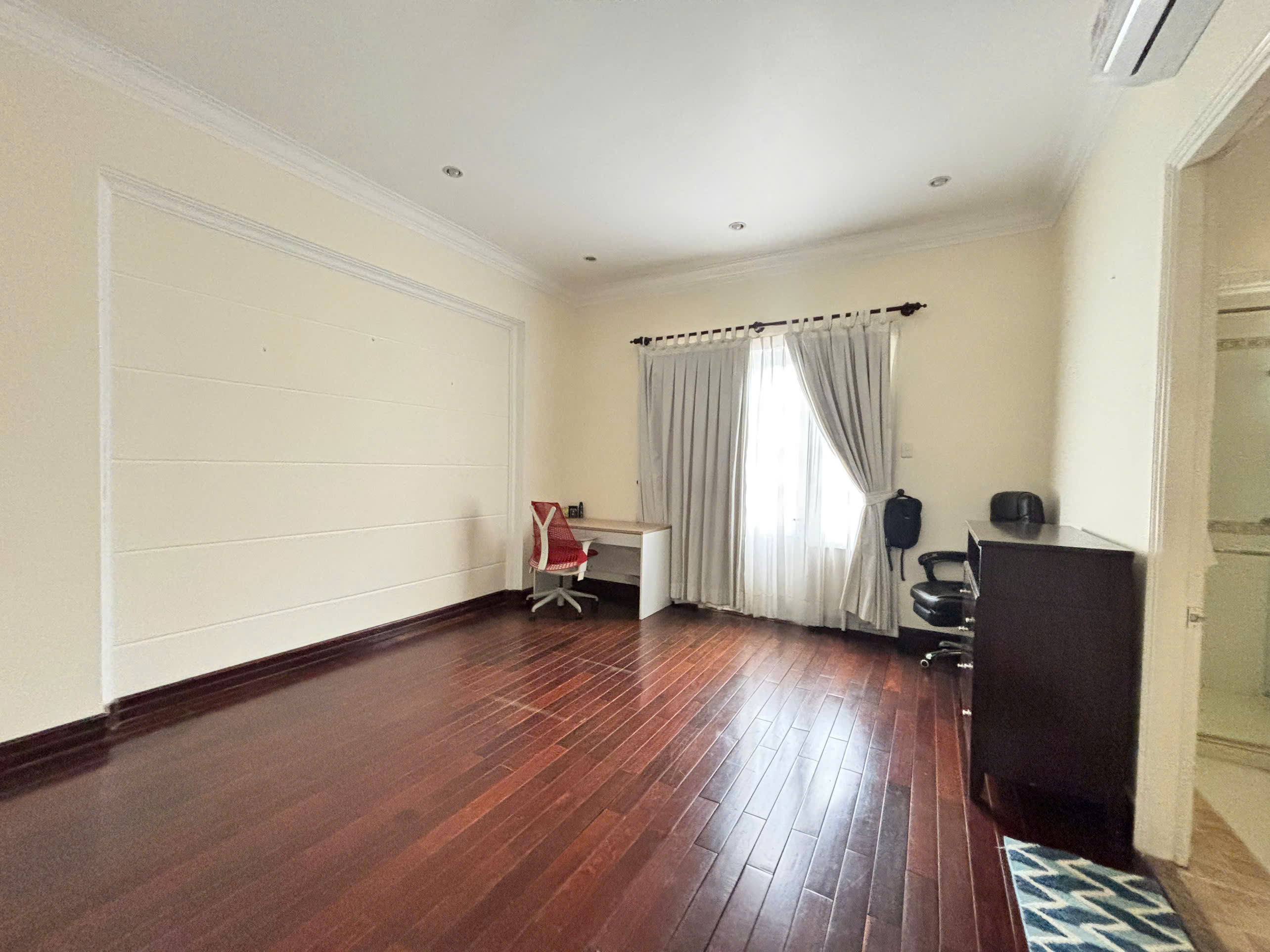 4-Bedroom Villa for Rent in Thao Dien 550sqm 5,500 USD/month
