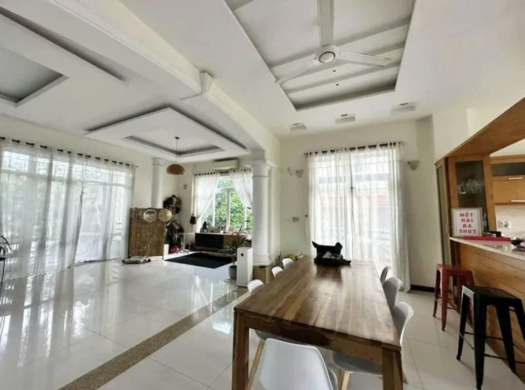 4-Bedroom Villa for Rent in Thao Dien 550sqm 6,600 USD/month