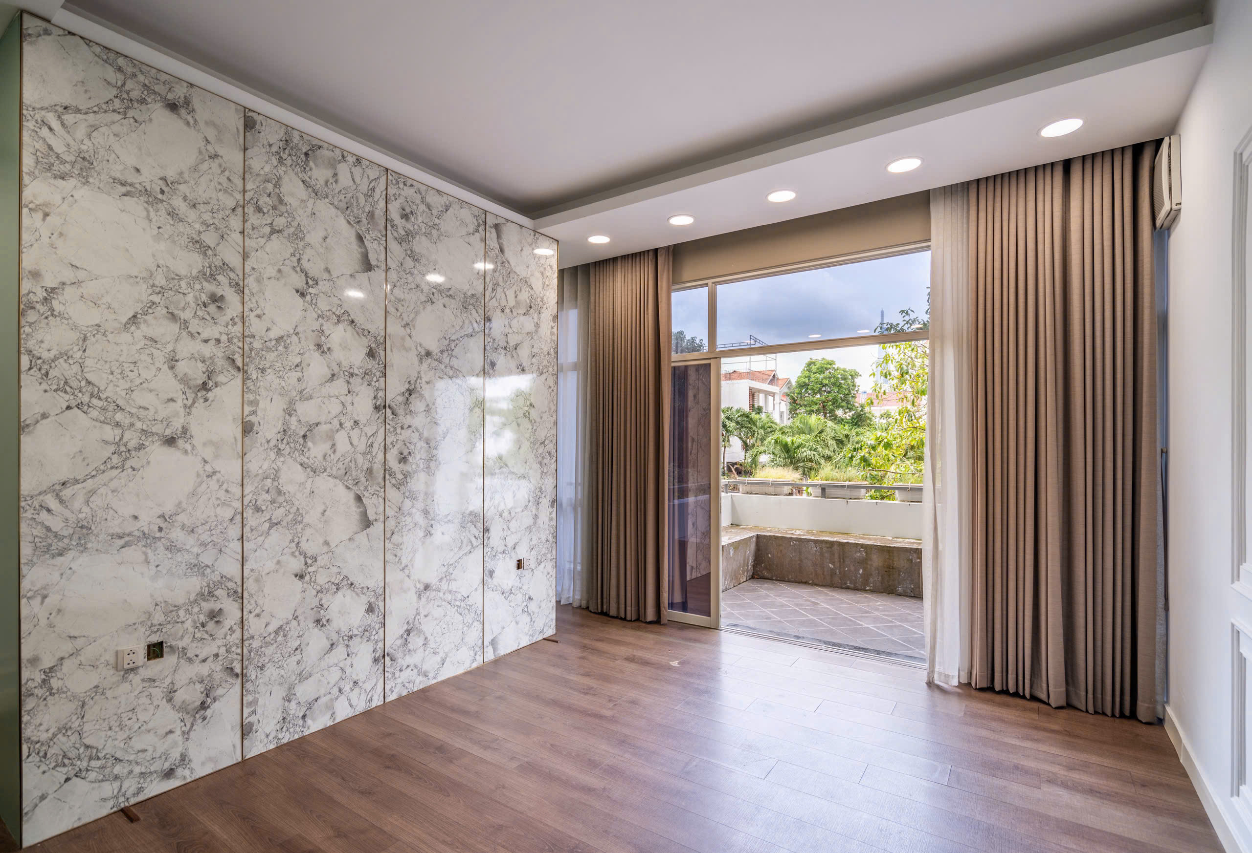 5-Bedroom Villa for Rent in Thao Dien 430sqm 4,200 USD/month